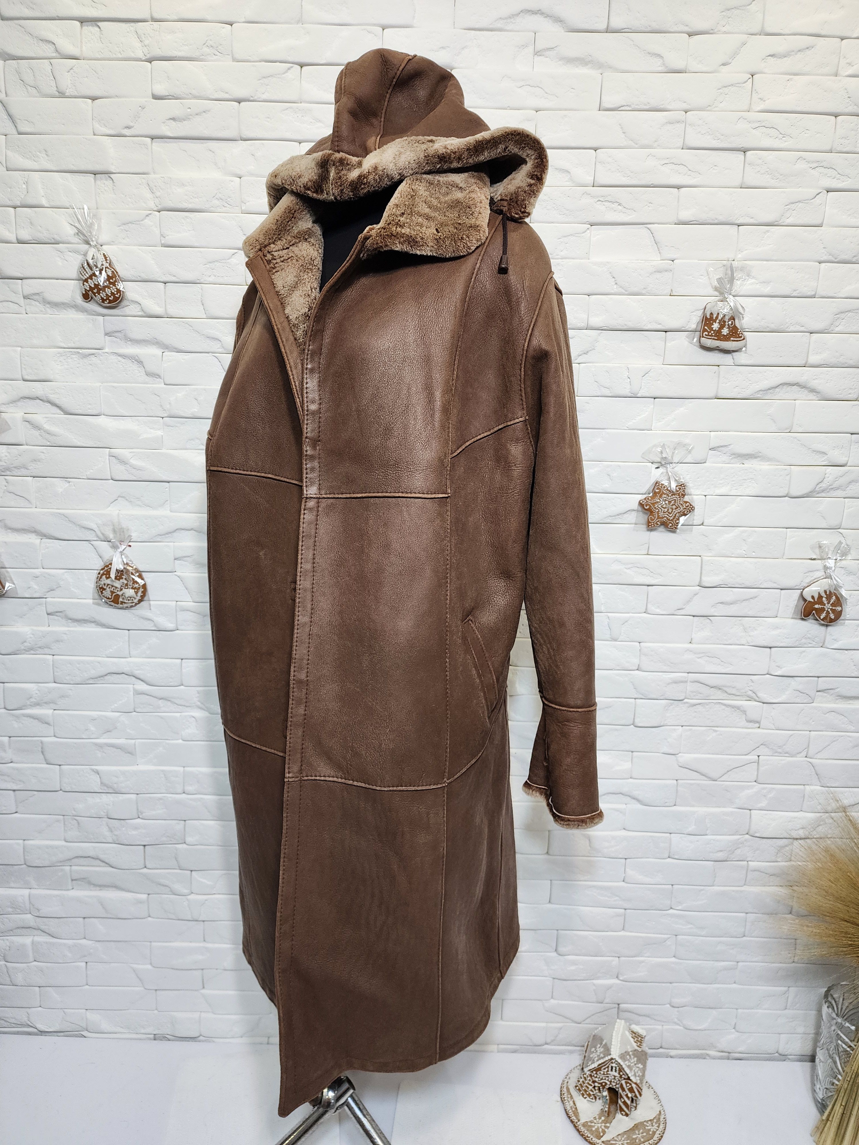 Furla Women's Brown Sheepskin Coat: Genuine Fur Hood Size 3XL / US 20-22 - 2 Thumbnail