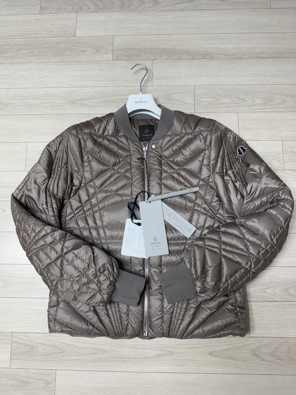 Moncler Genius Moncler x Rick owens - megapenta flight down bomber jacket Size US L / EU 52-54 / 3 - 1 Thumbnail