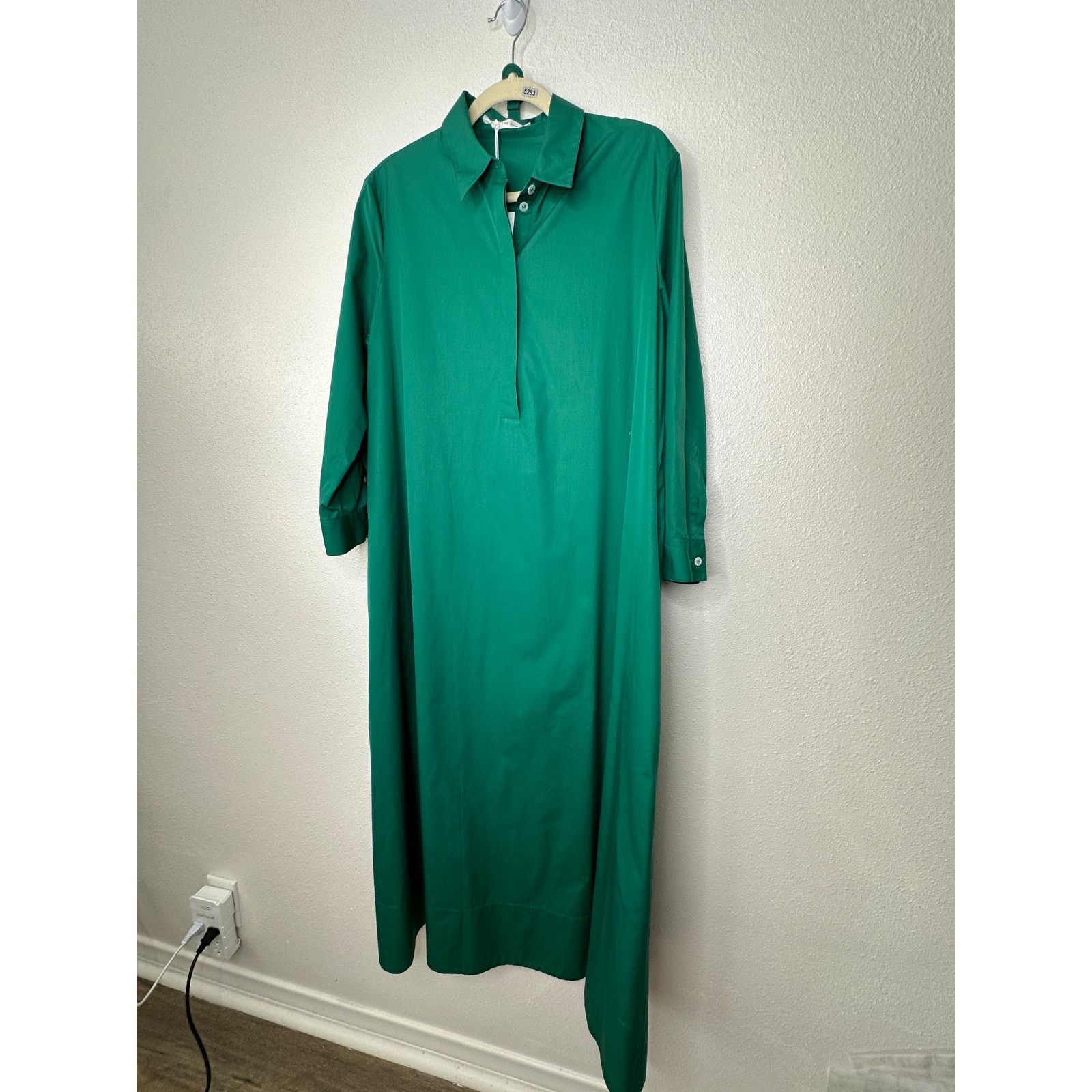 The Row NWT The Row Green Long Sleeve 3/4 Button Belted Shirtdress L Size L / US 10 / IT 46 - 6 Thumbnail