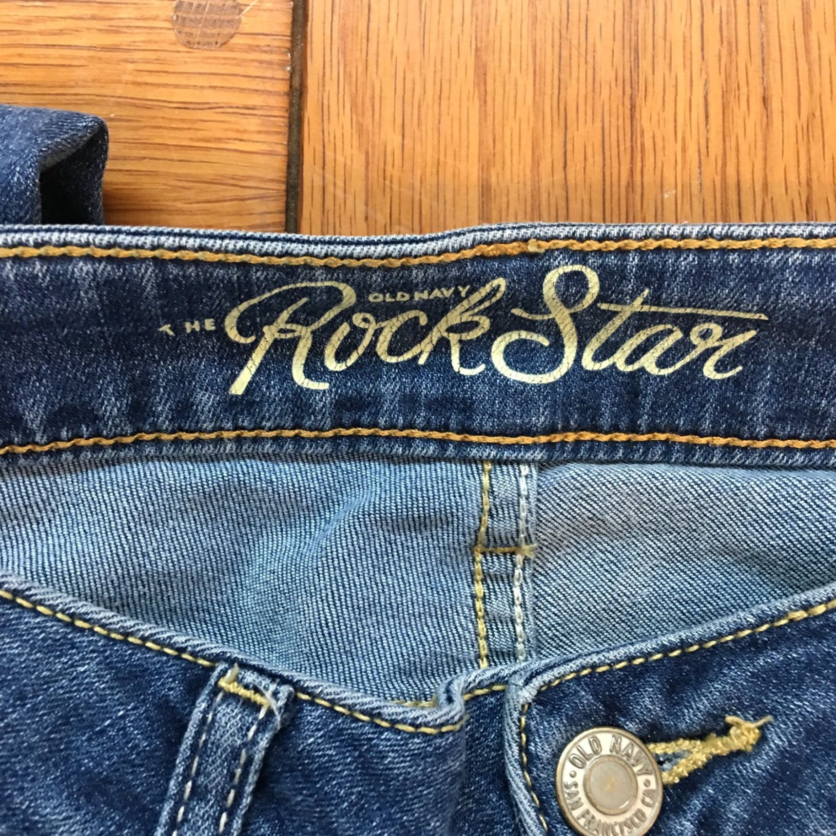 Old Navy Old Navy Rockstar Jeans Womens 4P Petite Blue Denim Straight Leg 28x27 Sportswear Rock Star Casual Denim Jeans Womens Size 4P Blue Size 27" / US 4 / IT 40 - 5 Thumbnail