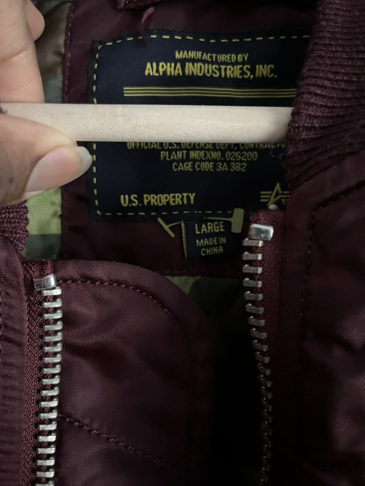 Alpha Industries Alpha Industries Reversible Burgundy/Camo Bomber Jacket Size US L / EU 52-54 / 3 - 4 Thumbnail