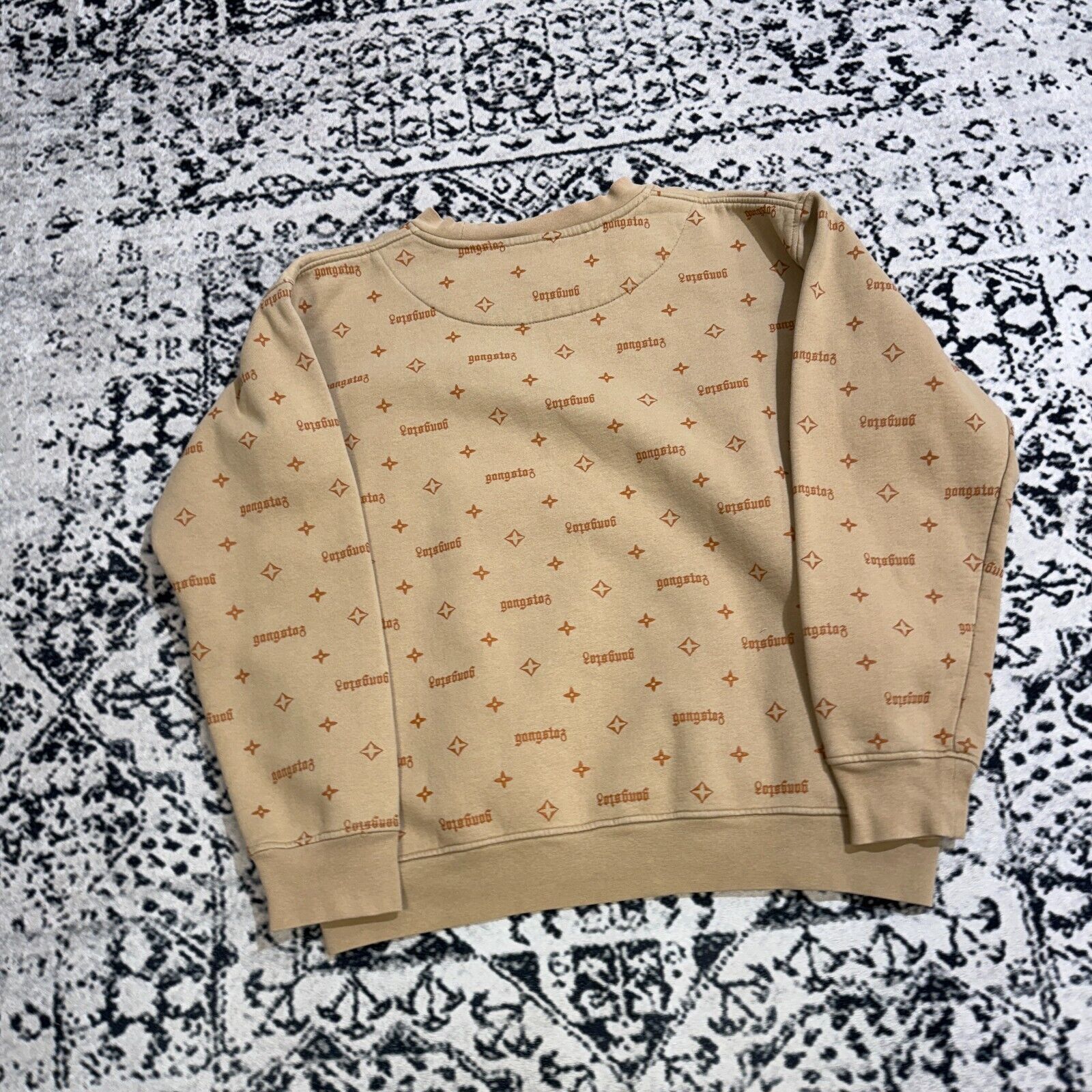 Vintage Gangsta Unisex Beige Cotton Crewneck Size XL Allover Print Size US XL / EU 56 / 4 - 13 Thumbnail