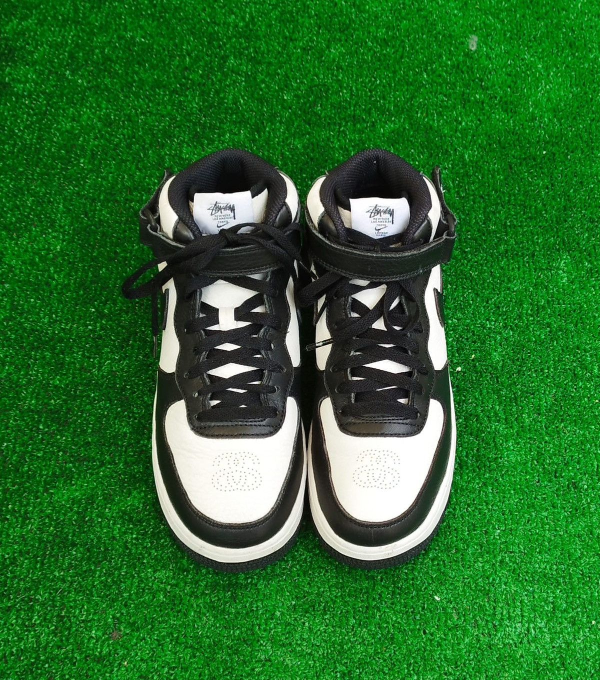 Nike × Stussy Nike Air Force 1 x Stussy Unisex Black/White #7us - #40eu Size US 7 / EU 40 - 2 Thumbnail