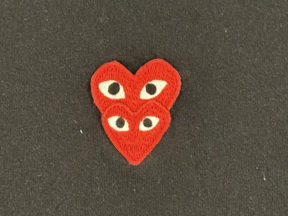 Comme des Garcons PLAY Comme des Garcons Play Double Peeping Hearts Black T-Shirt Size US M / EU 48-50 / 2 - 3 Thumbnail