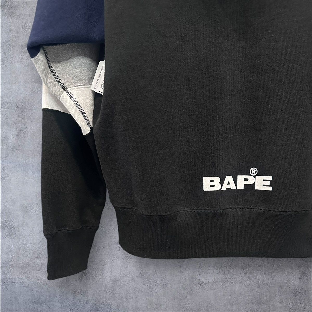 Bape BAPE HOCKEY GRAPHIC ZIP UP SIZE M Size US M / EU 48-50 / 2 - 3 Thumbnail