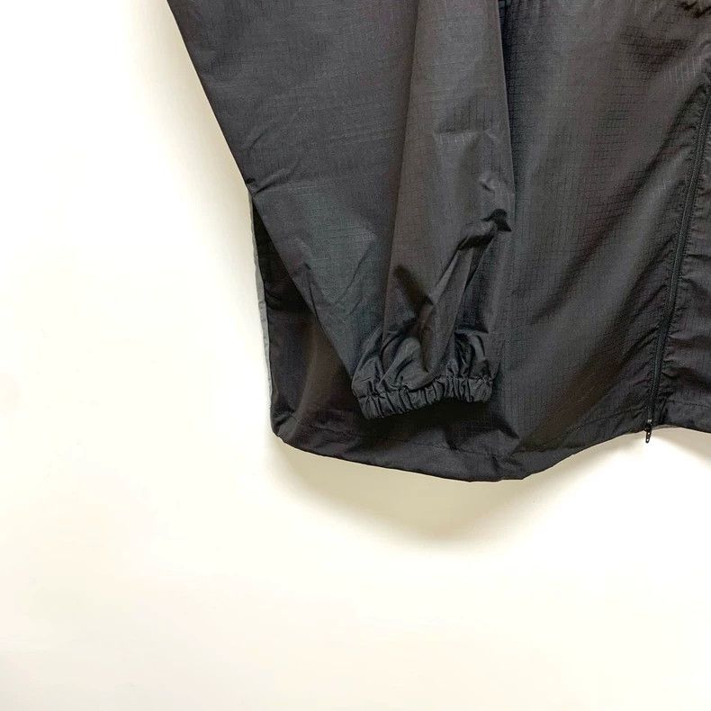 Balenciaga Balenciaga Black and grey patchwork chest logo assault jack Size US M / EU 48-50 / 2 - 7 Thumbnail