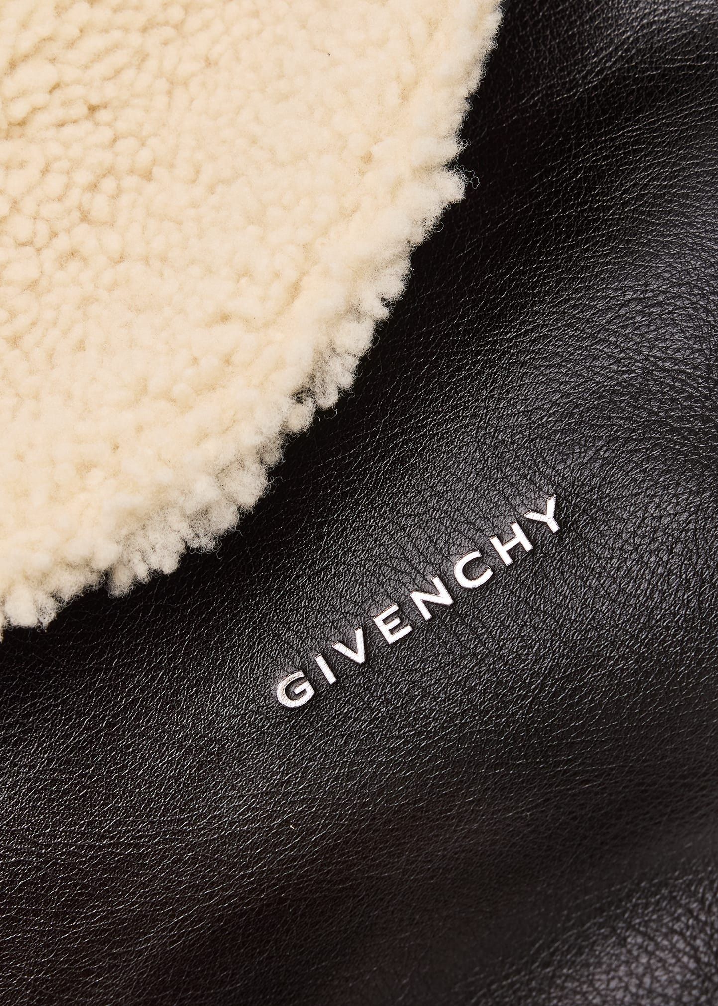 Givenchy o1w1db10925 Size: OS / Voyou Large Bag in Black Size ONE SIZE - 7 Thumbnail