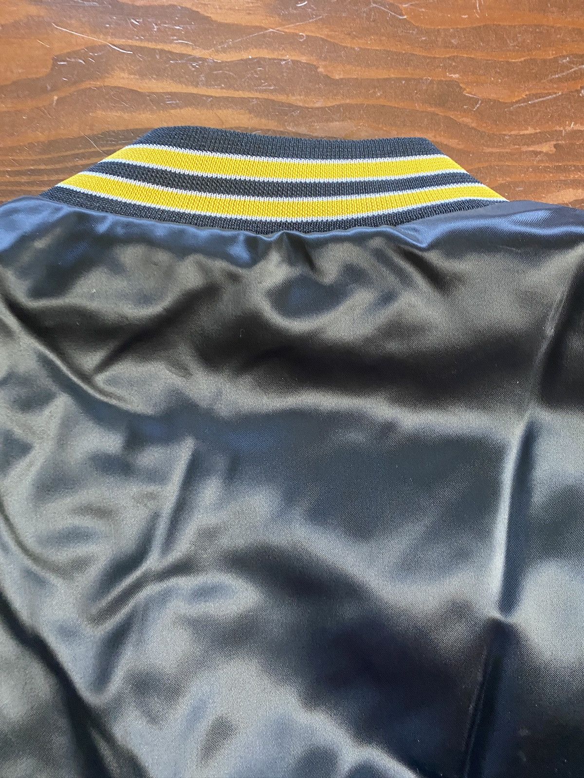 NHL × Swingster × Vintage Vintage 80’s Boston Bruins Satin Swingster Bomber Jacket Size US XL / EU 56 / 4 - 15 Thumbnail