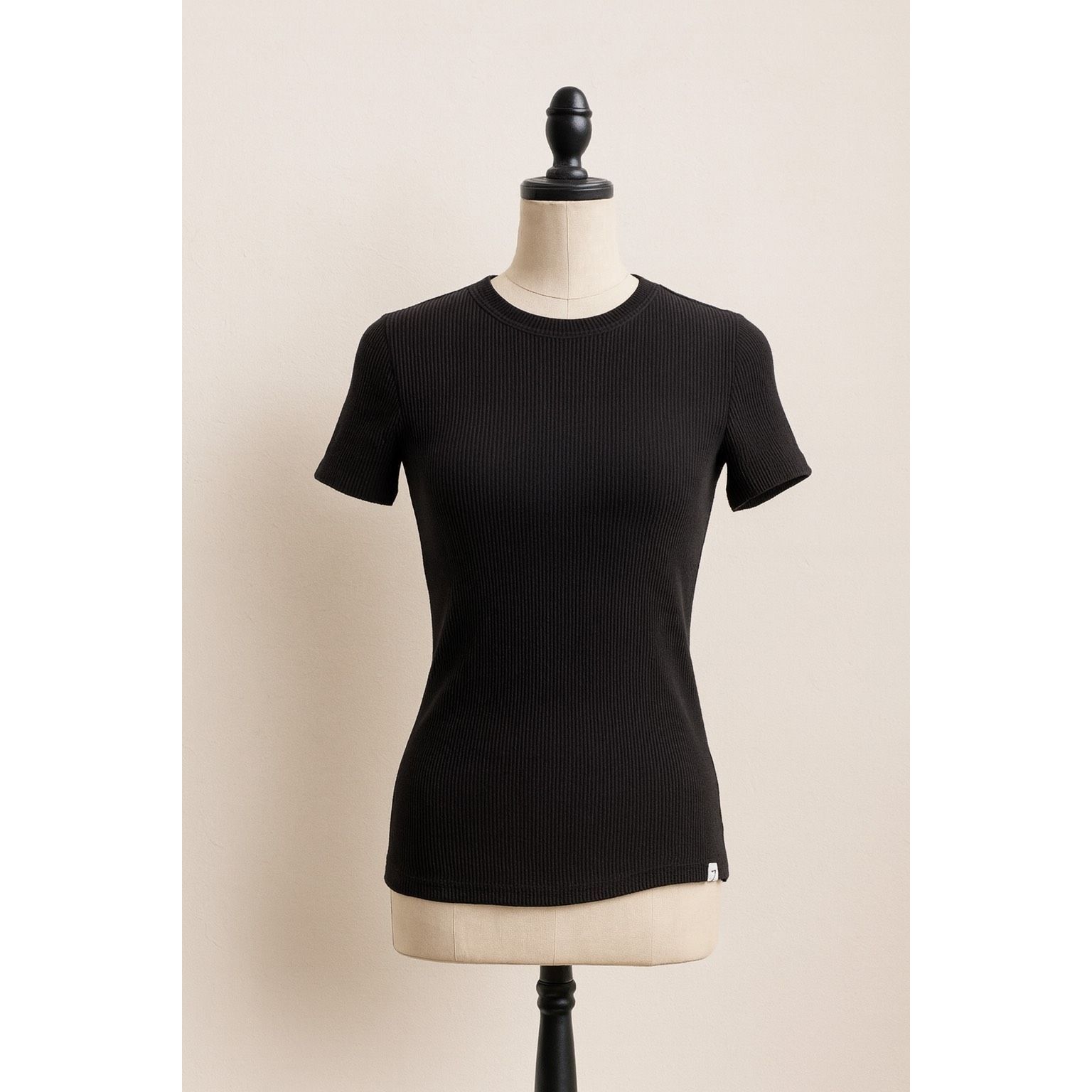 Roots Roots Ribbed Short Sleeve Knit Top Black – S/P Size S / US 4 / IT 40 - 1 Thumbnail