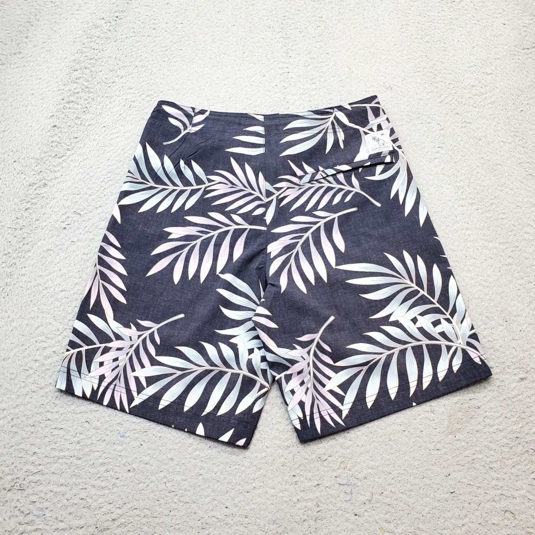 American Eagle Outfitters American Eagle Board Shorts Mens XS Multicolor Leave Print Pockets Drawstring Waist Size US 27 - 2 Thumbnail