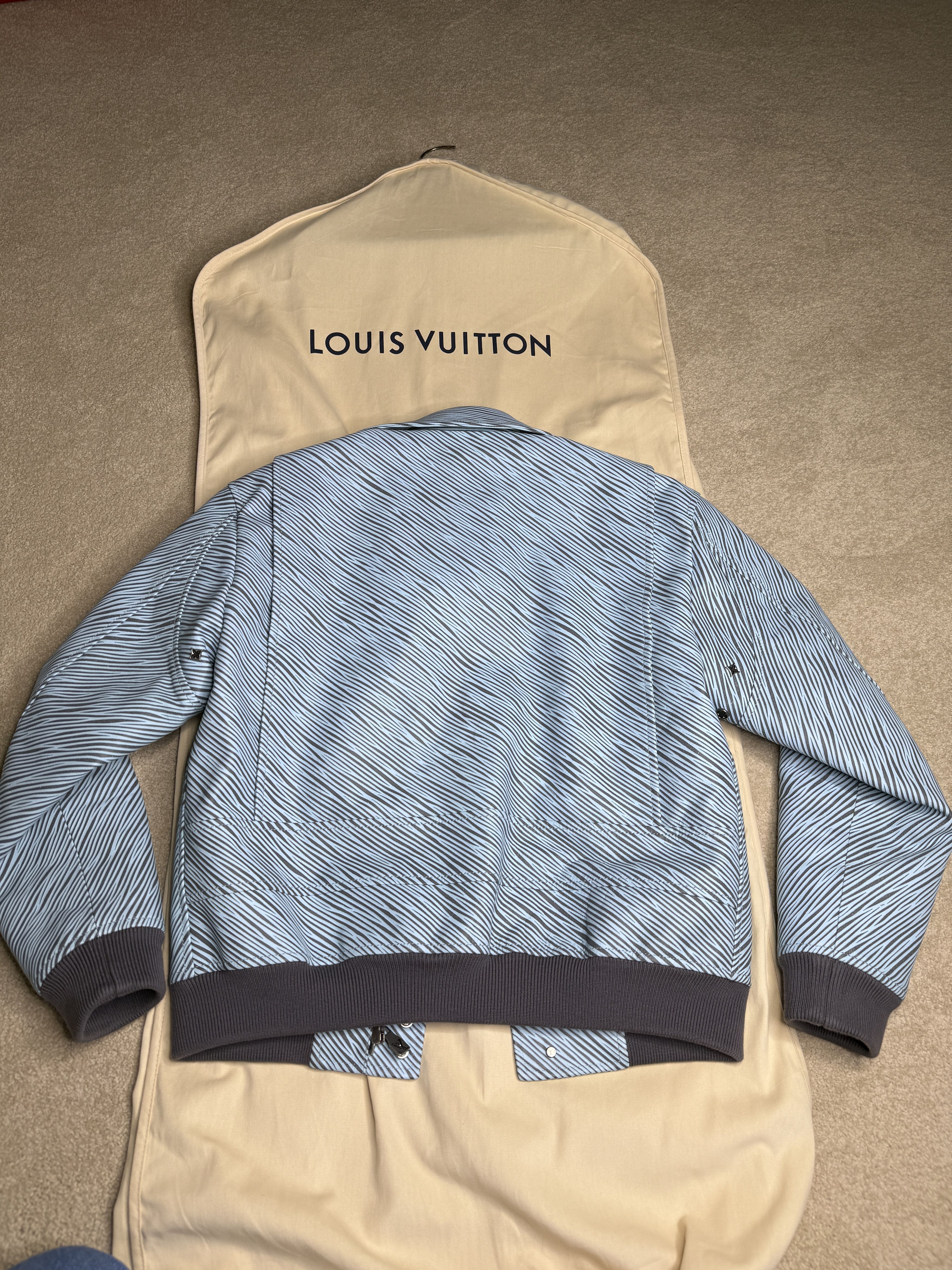 Louis Vuitton LV x Park Seo-Bo Epi Leather Flight Jacket Size US S / EU 44-46 / 1 - 18 Thumbnail