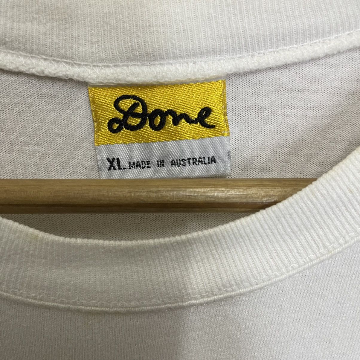 Quiksilver Vintage 90s Ken Done Big Logo Shortsleeve Tee Size US XL / EU 56 / 4 - 10 Thumbnail