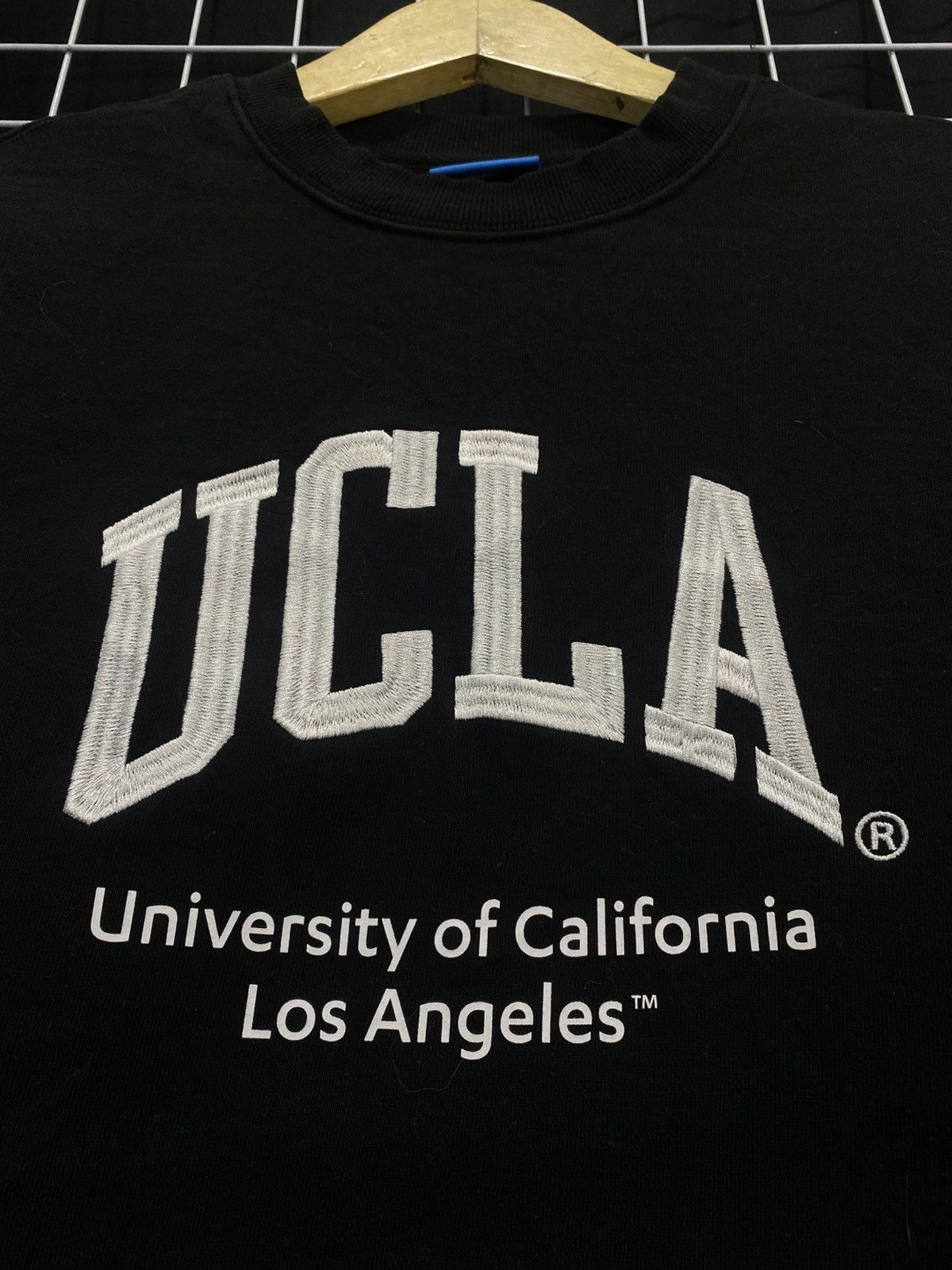 Other U.C.L.A EMBROIDERED LOGO SWEATSHIRT Size US M / EU 48-50 / 2 - 2 Thumbnail