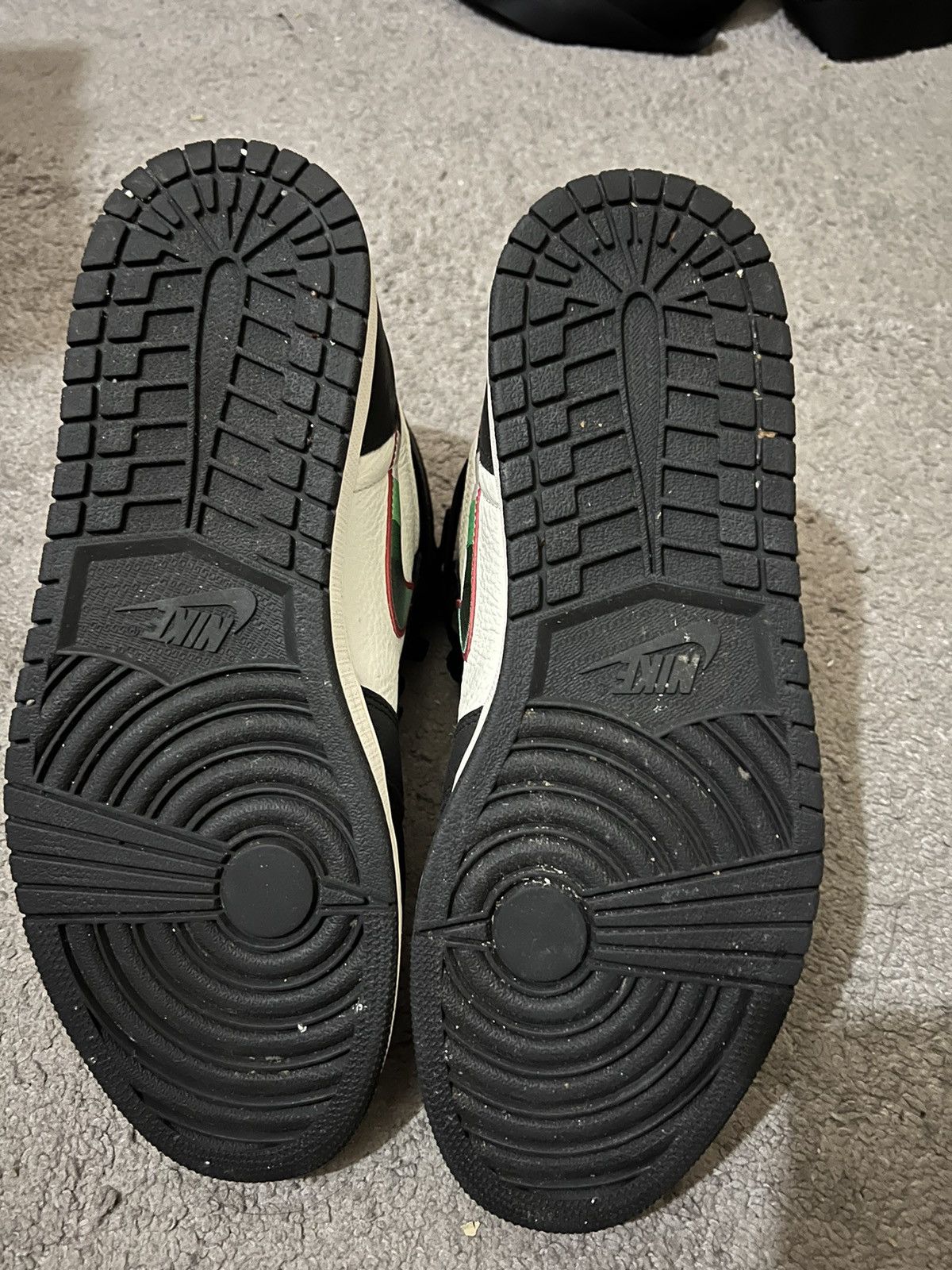 Nike A star is born AJ 1 Size US 12.5 / EU 45-46 - 3 Thumbnail