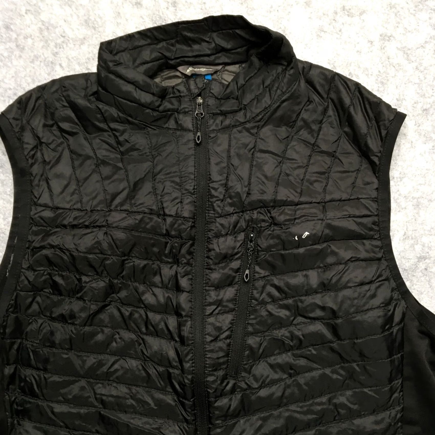Eddie Bauer Eddie Bauer First Ascent Down Vest Men M Black Puffer Full Zip Mid-Length Zip Vest Mens Black Down Puffer Jacket 90s Size US M / EU 48-50 / 2 - 3 Thumbnail