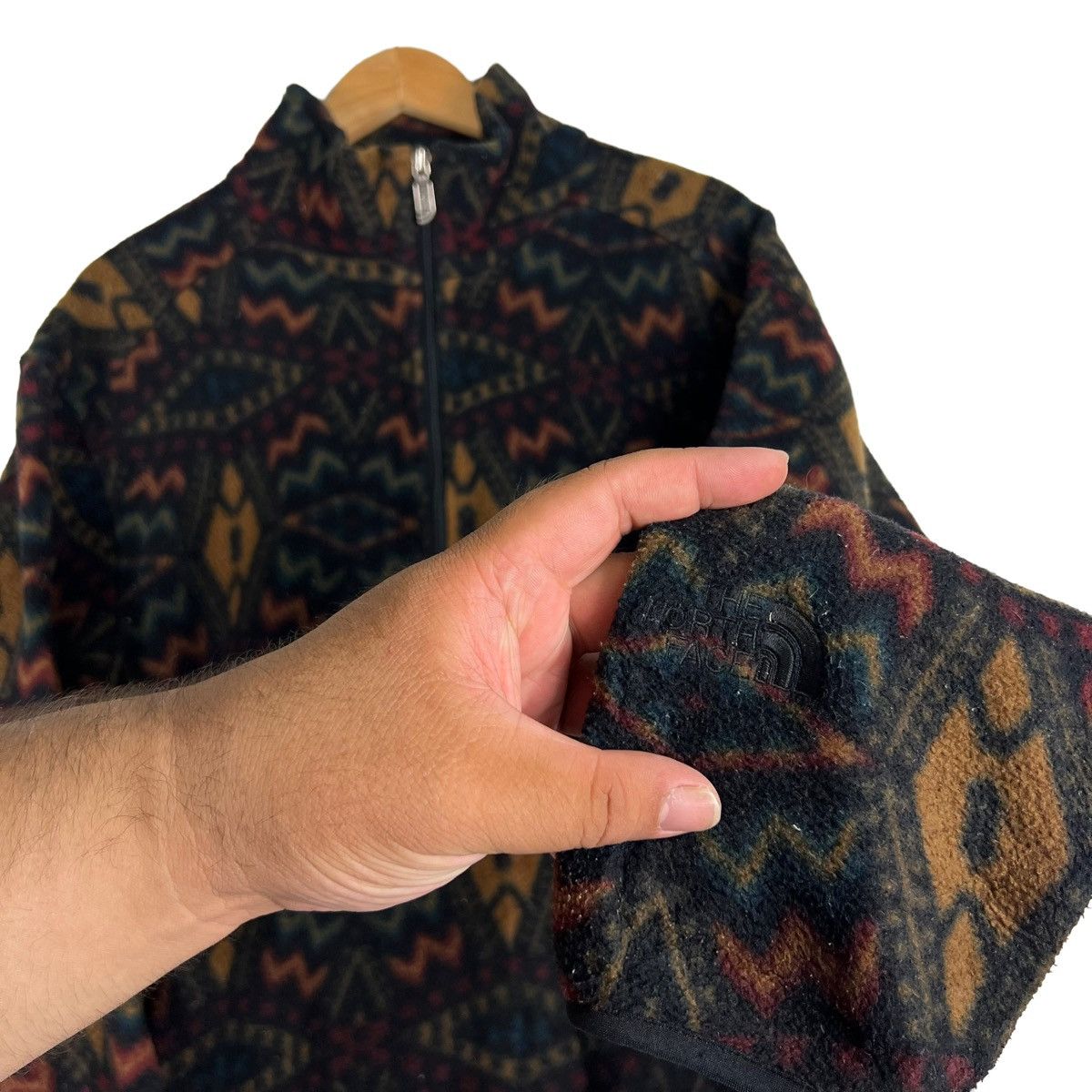 The North Face 🔥90’s Vintage The North Face Navajo Aztec Design Fleece Size US L / EU 52-54 / 3 - 3 Thumbnail