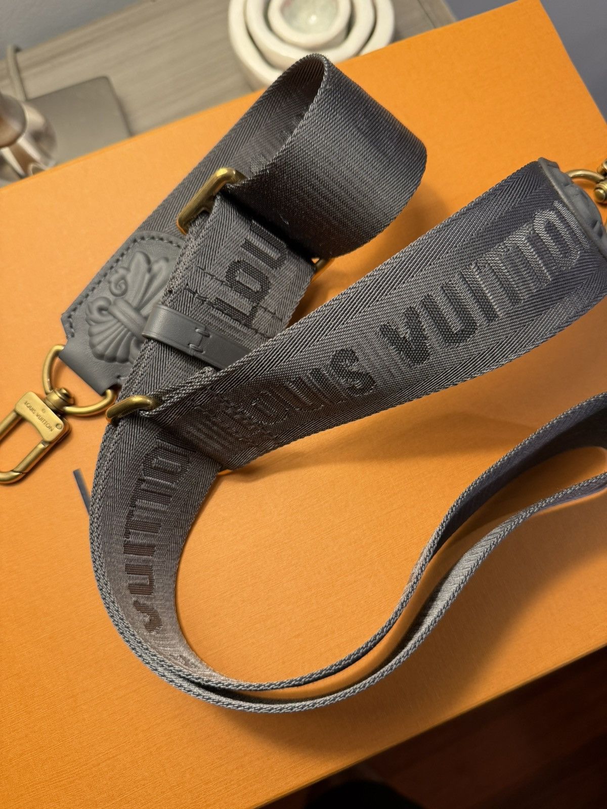 Louis Vuitton Louis Vuitton City Keepall Size ONE SIZE - 16 Thumbnail