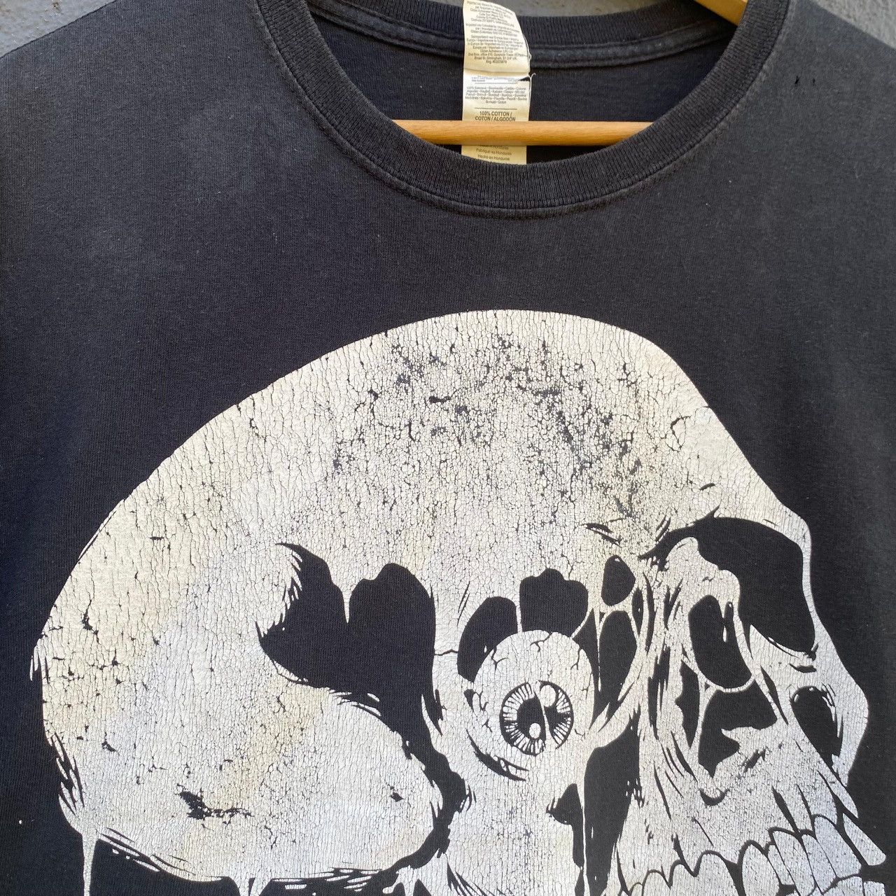 Band Tees Thrashed Distressed Dance With The Dead Electronic Duo Tee Size US L / EU 52-54 / 3 - 3 Thumbnail