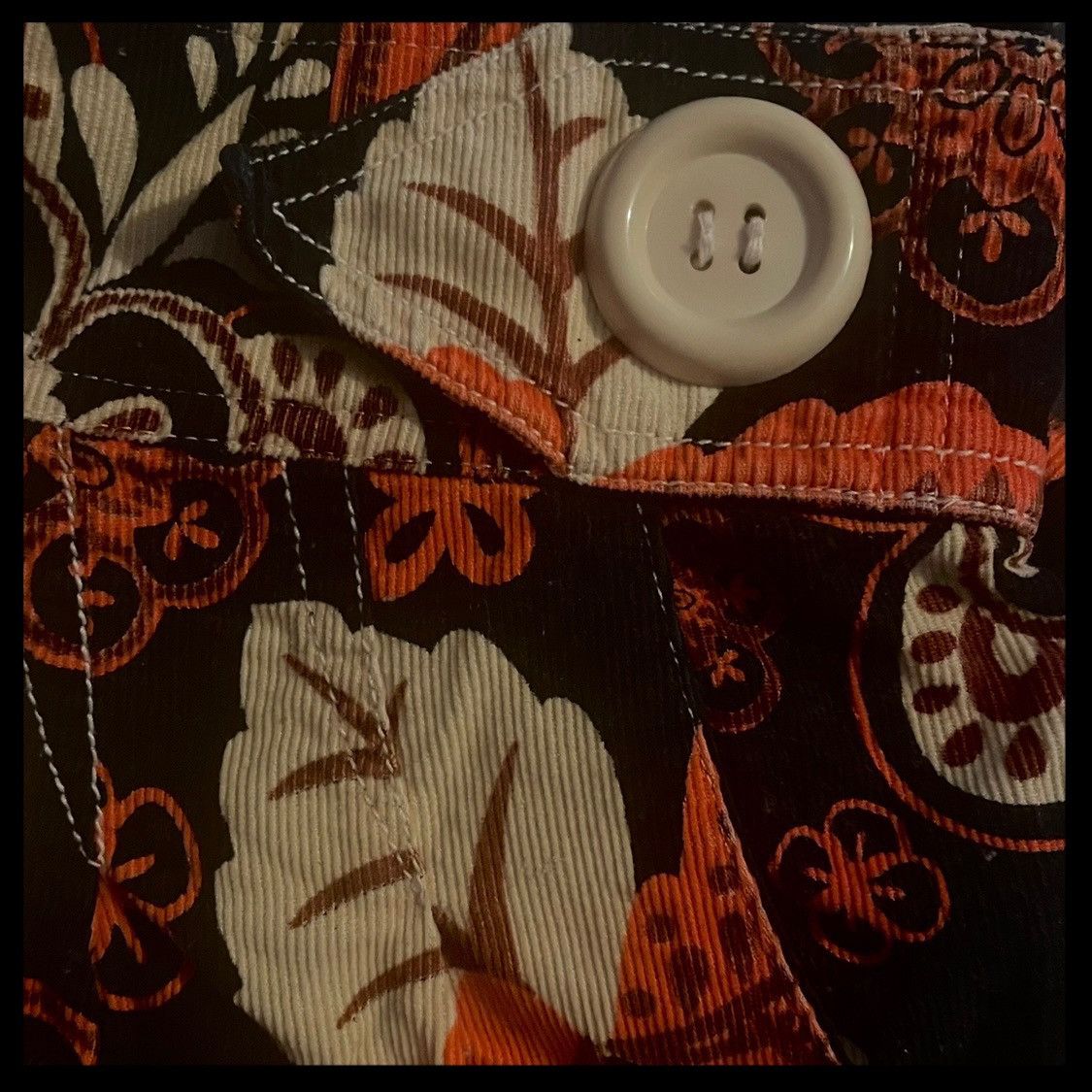 Vintage Vintage Red & Black Floral Corduroy Bag Retro Purse Handbag Size ONE SIZE - 4 Thumbnail