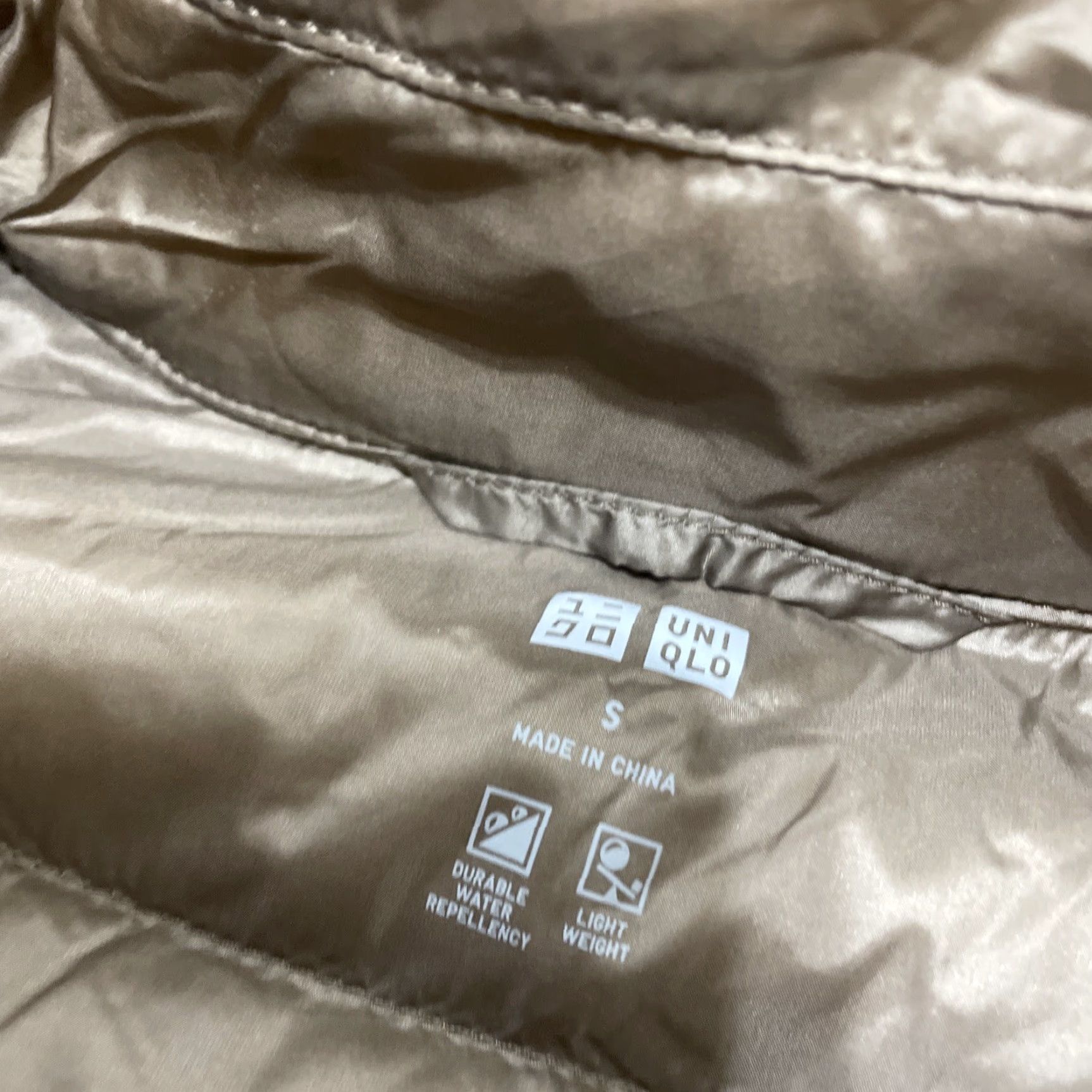 Uniqlo VINTAGE Uniqlo Down Puffer Vest Women S Quilted UL Light Compact Packable Money Size S / US 4 / IT 40 - 6 Thumbnail