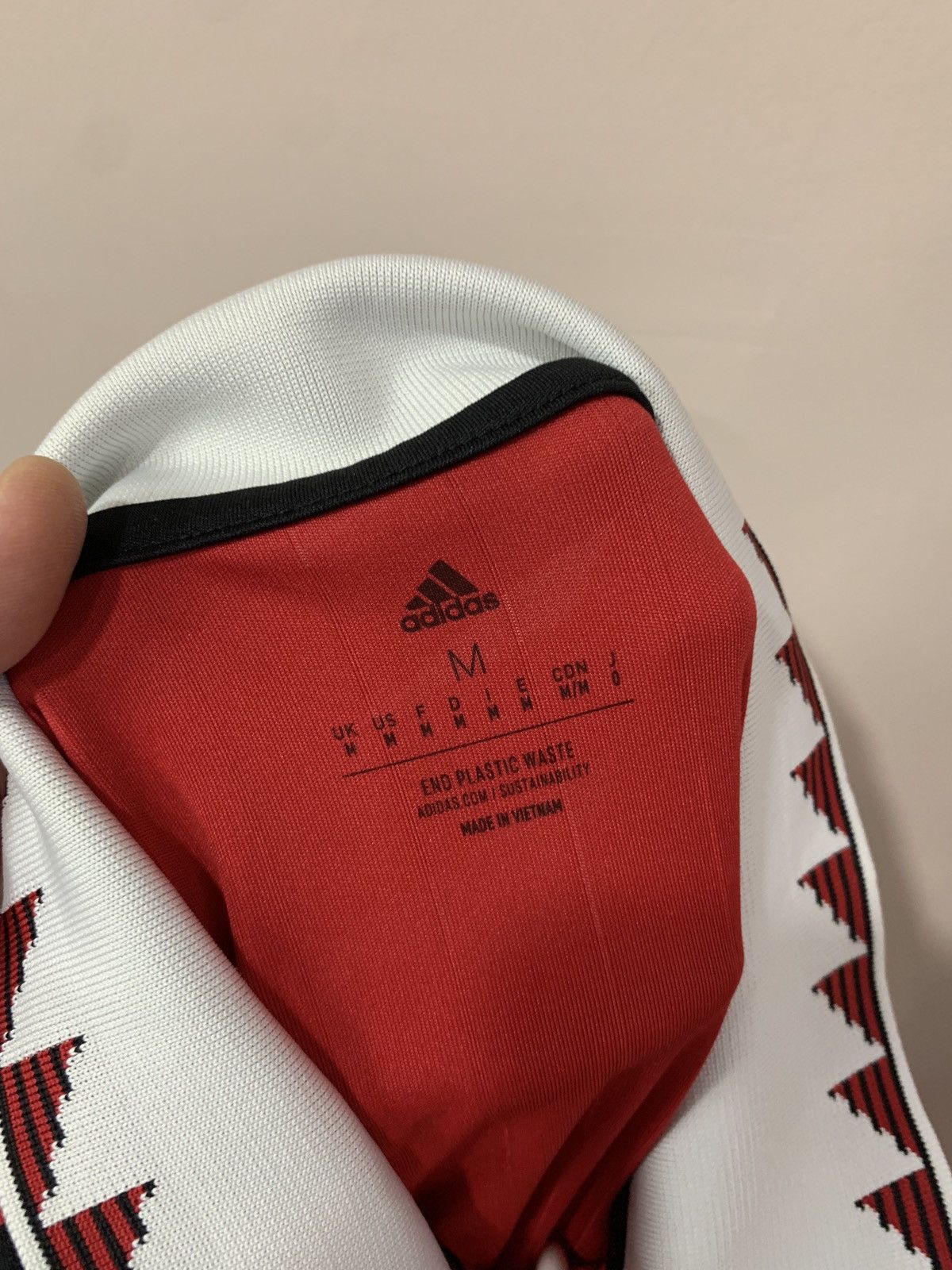 Adidas Manchester United 2022/23 Home Football Shirt Adidas Soccer Size US M / EU 48-50 / 2 - 11 Thumbnail