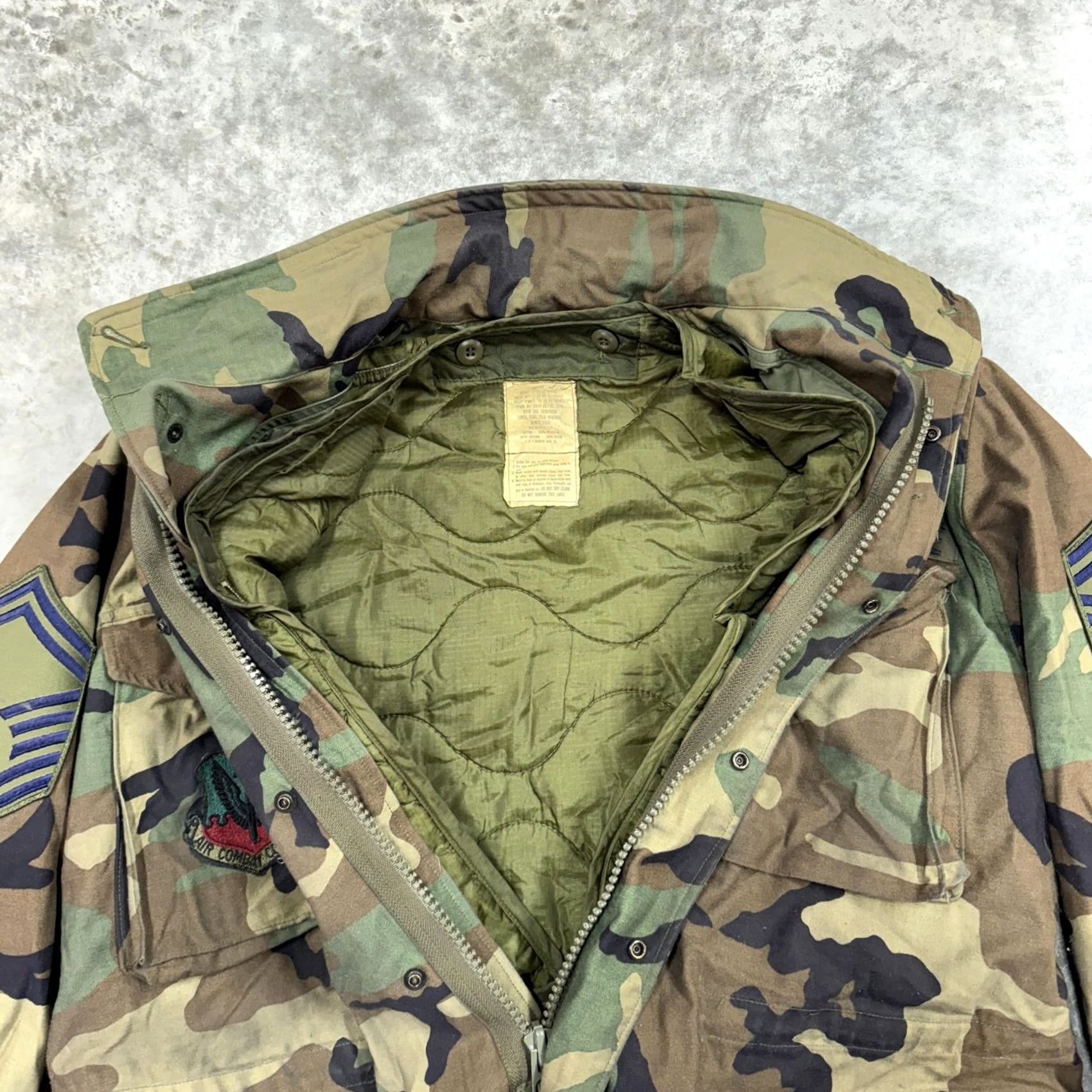 American Apparel VINTAGE U.S. Air Force Jacket Mens Large Short Woodland Camo M-65 Field Coat 90s Size US 33 - 4 Thumbnail