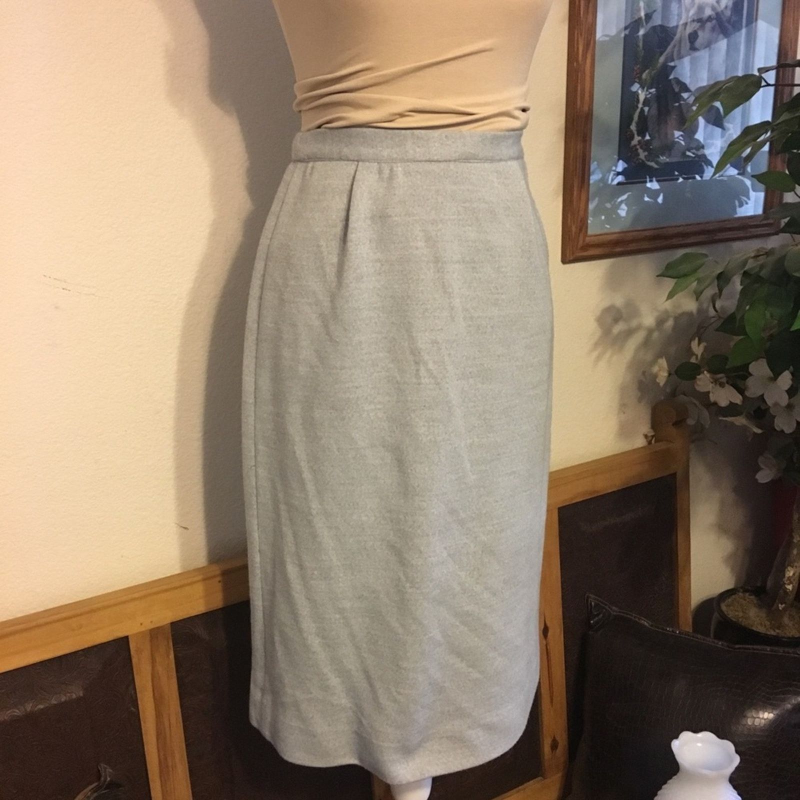 Other Soft gray midi skirt NWOT 6 Size 28" / US 6 / IT 42 - 2 Thumbnail