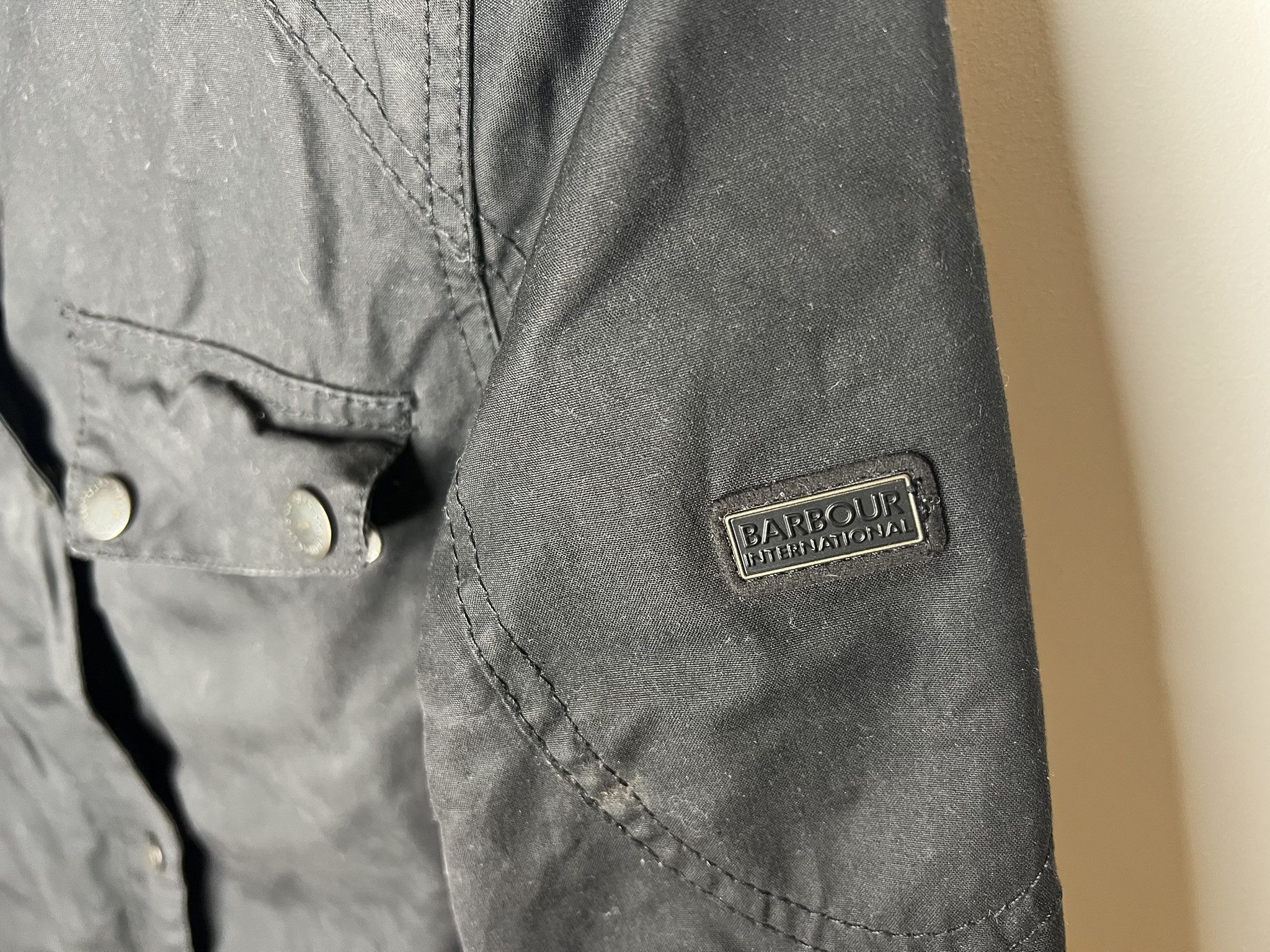 Barbour BARBOUR WOMEN'S CLASSIC BEADNELL WAX JACKET Size M / US 6-8 / IT 42-44 - 3 Thumbnail