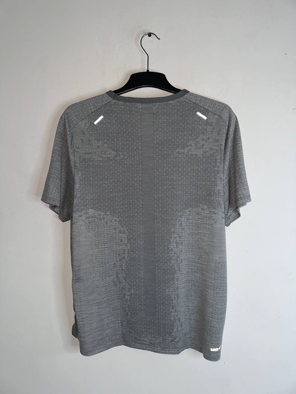 Nike Nike Dri-Fit ADV Running Tee L Reflective Performance Shirt Size US L / EU 52-54 / 3 - 6 Thumbnail