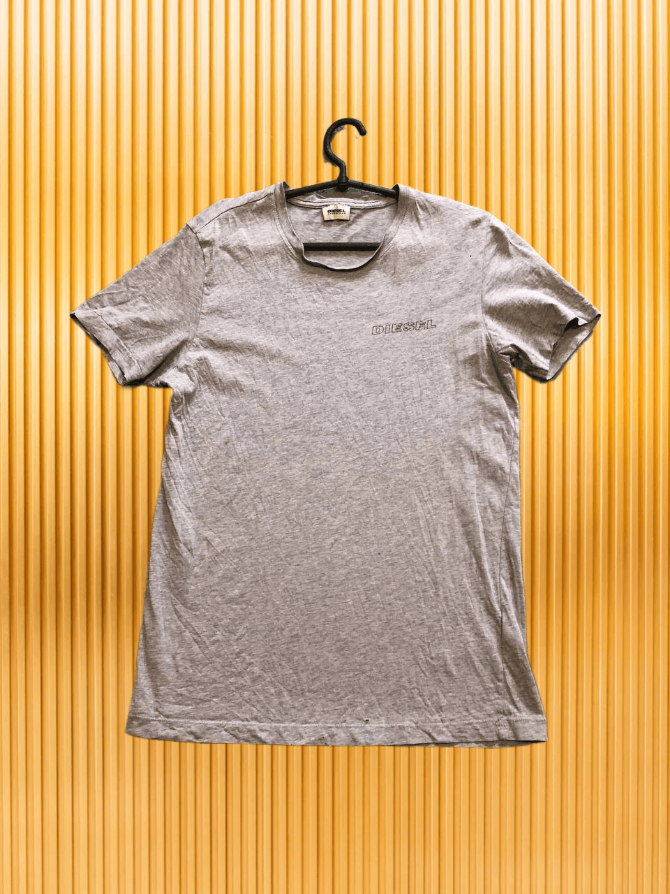 Diesel DIESEL VINTAGE DESIGNER TEE SHIRT Size US S / EU 44-46 / 1 - 1 Thumbnail