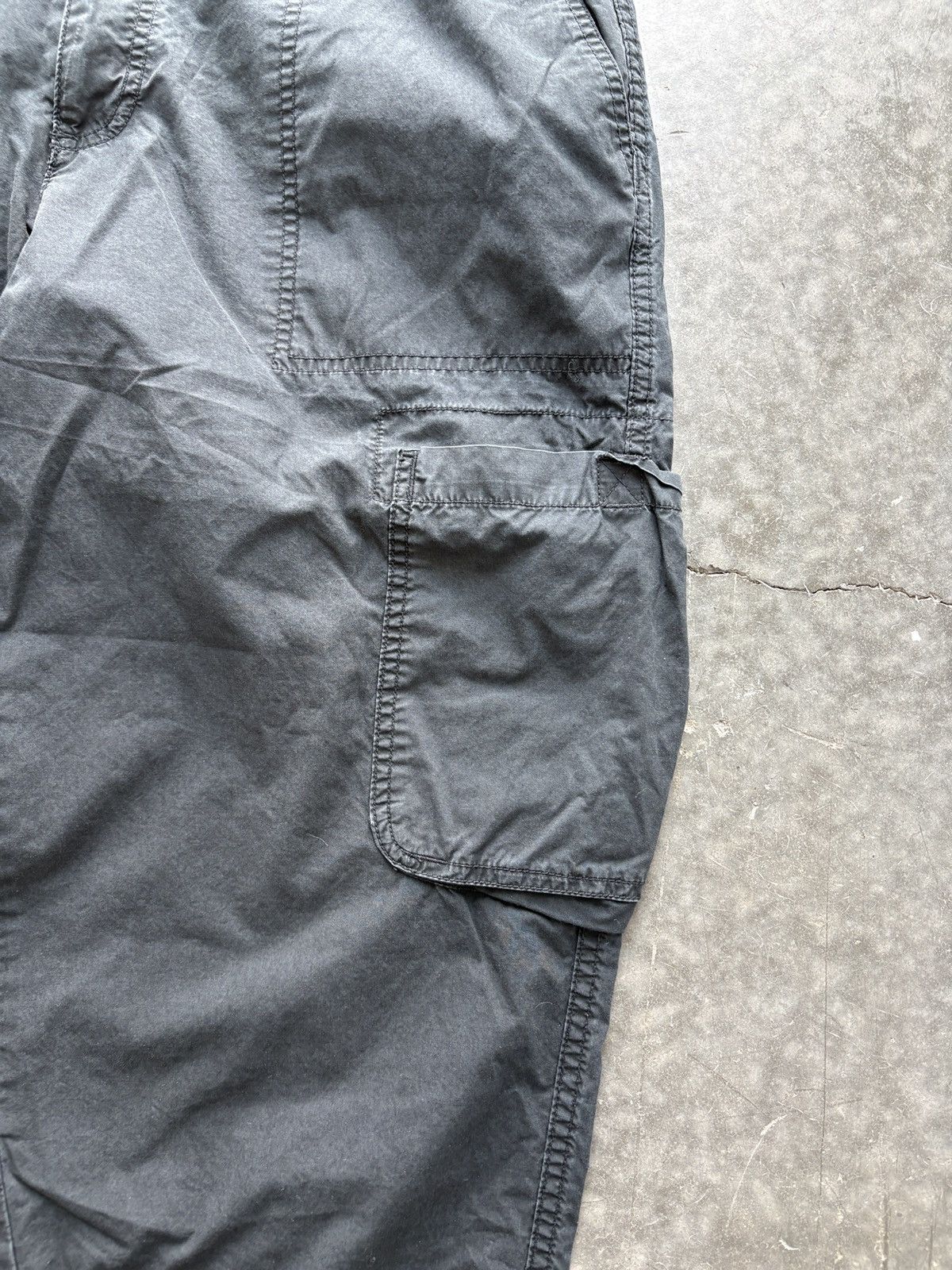 DKNY Vintage Y2K DKNY Baggy Long Shorts Skater Style Size US 34 / EU 50 - 6 Thumbnail