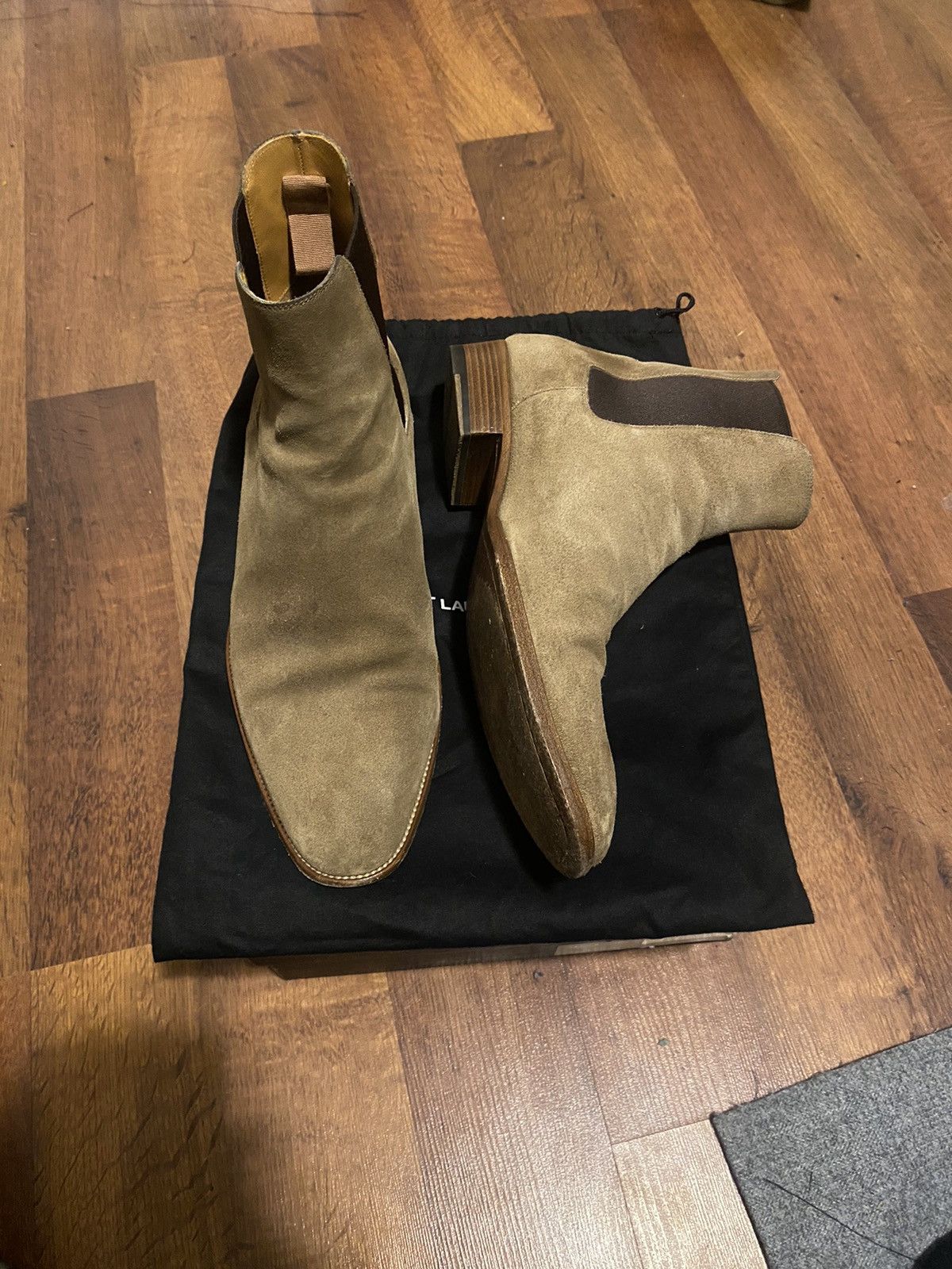 Saint Laurent Paris Saint Laurent Wyatt Chelsea boots Size US 11.5 / EU 44-45 - 2 Thumbnail