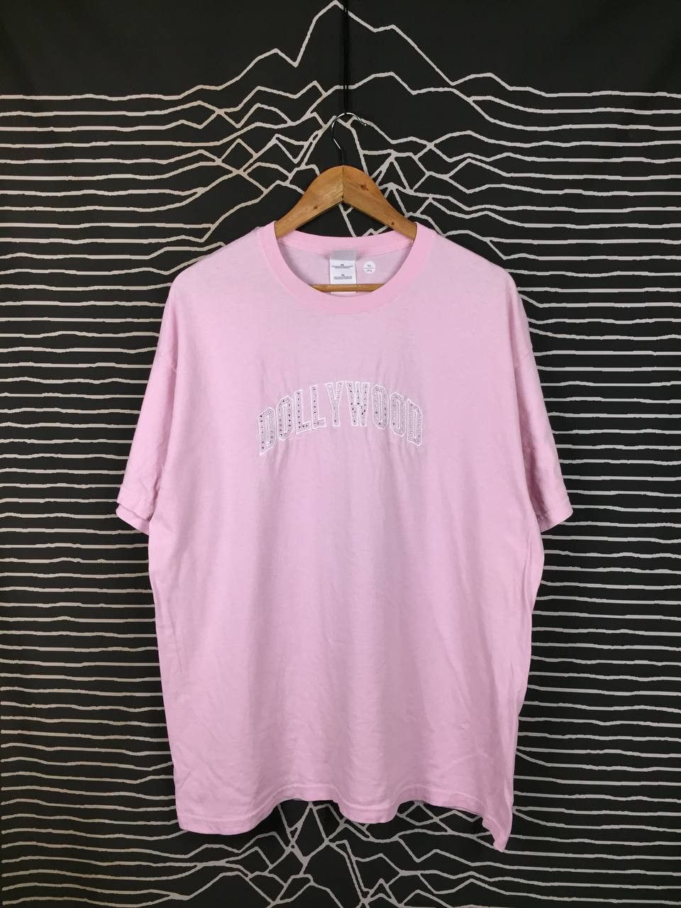 Vintage Vtg Dollywood Rhinestone Graphic Tee Y2K Country Aesthetic Size US XL / EU 56 / 4 - 2 Thumbnail