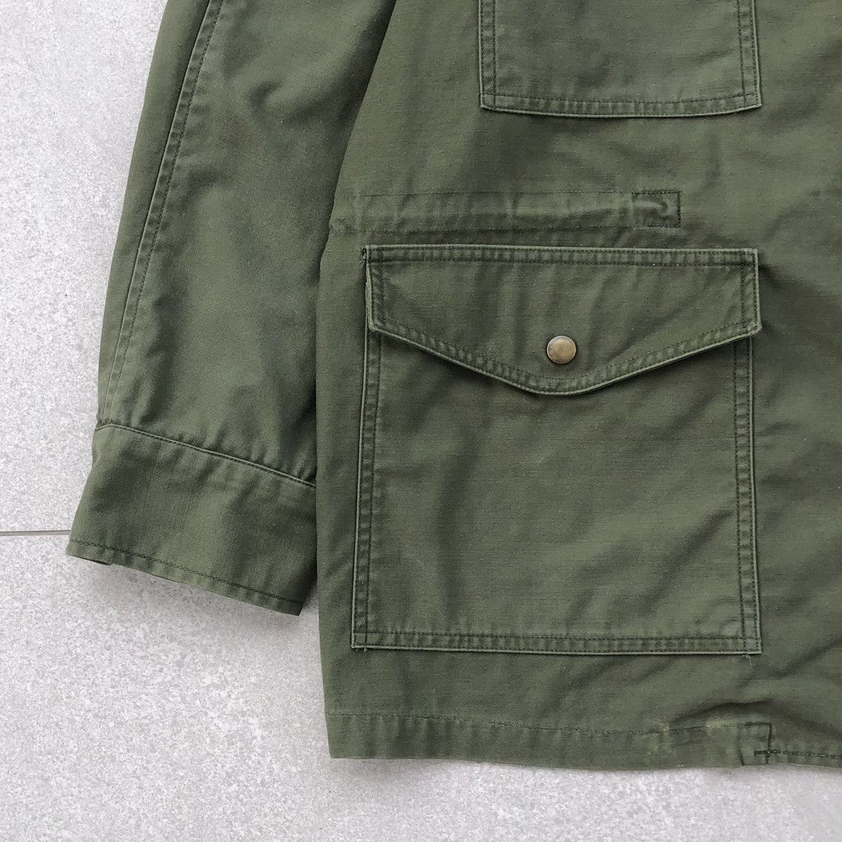 Vintage VTG Army USAF Field Jacket, Wind Resistant, Vietnam War 1966 Size US L / EU 52-54 / 3 - 6 Thumbnail
