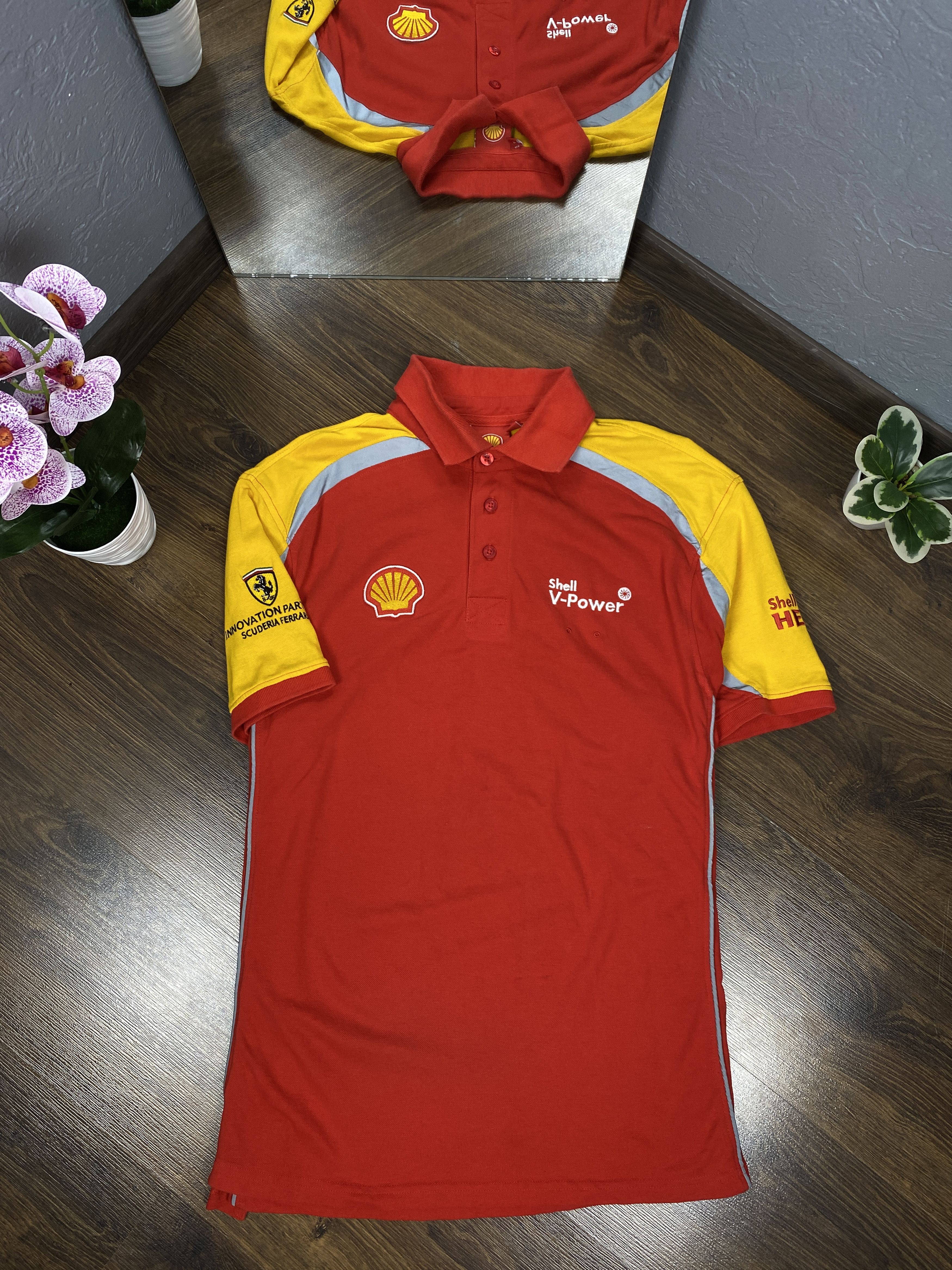 Ferrari Ferrari scuderia vintage Shell polo shirt Size US XL / EU 56 / 4 - 5 Thumbnail