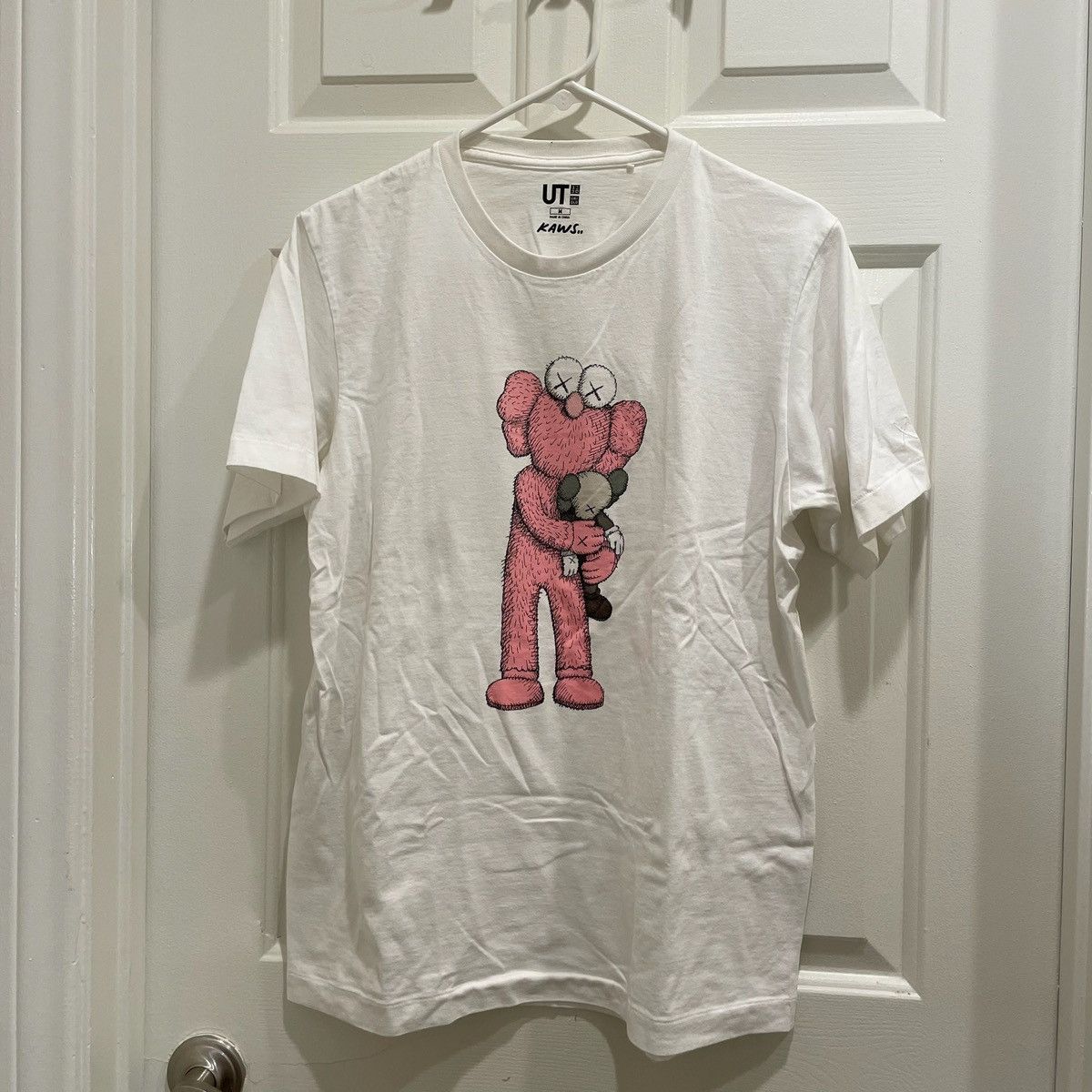 Kaws × Uniqlo Kaws BFF Tee Size US M / EU 48-50 / 2 - 1 Thumbnail