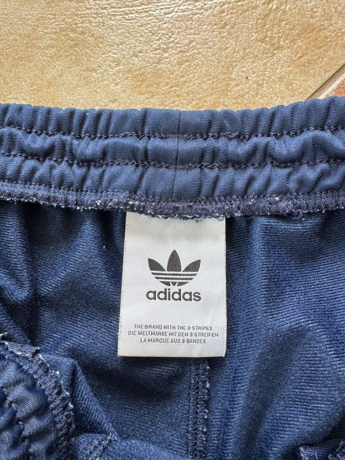 Adidas Arsenal 2021-2022 Adidas Soccer Track Pants Football Jersey Size US 32 / EU 48 - 12 Thumbnail