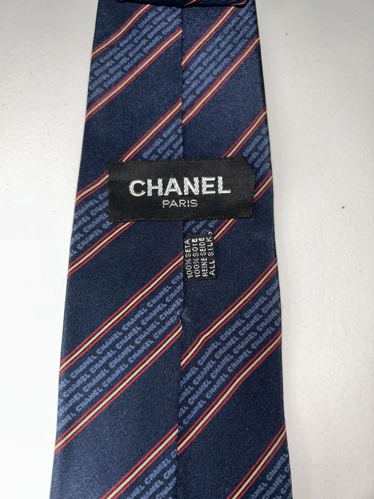 Chanel Chanel Navy Blue & Red Striped Men's Silk Neck Tie Size ONE SIZE - 6 Thumbnail