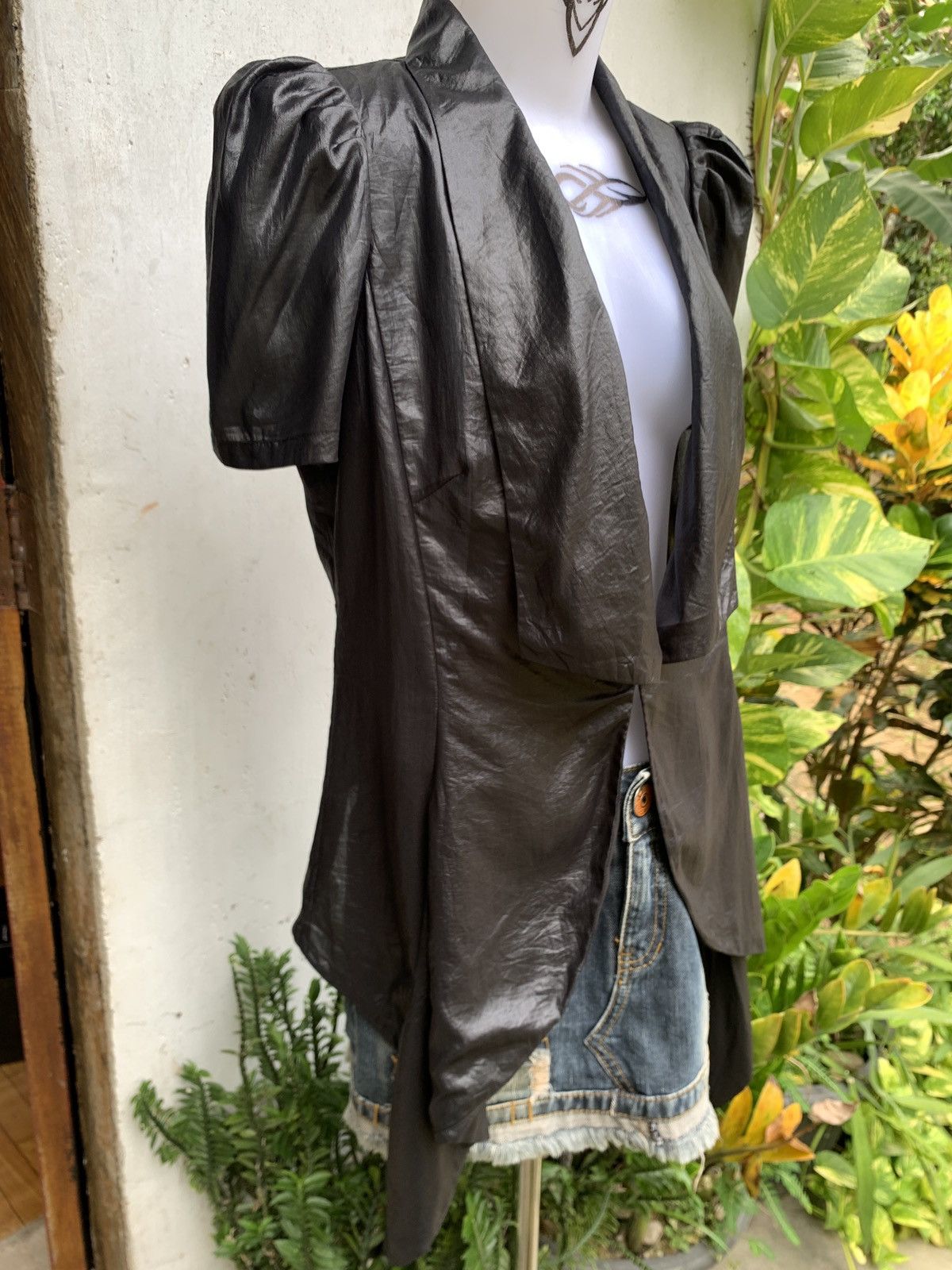 Japanese Brand y2k ZU.KU Black Leather Look Short Sleeves Blazer Size M / US 6-8 / IT 42-44 - 12 Thumbnail