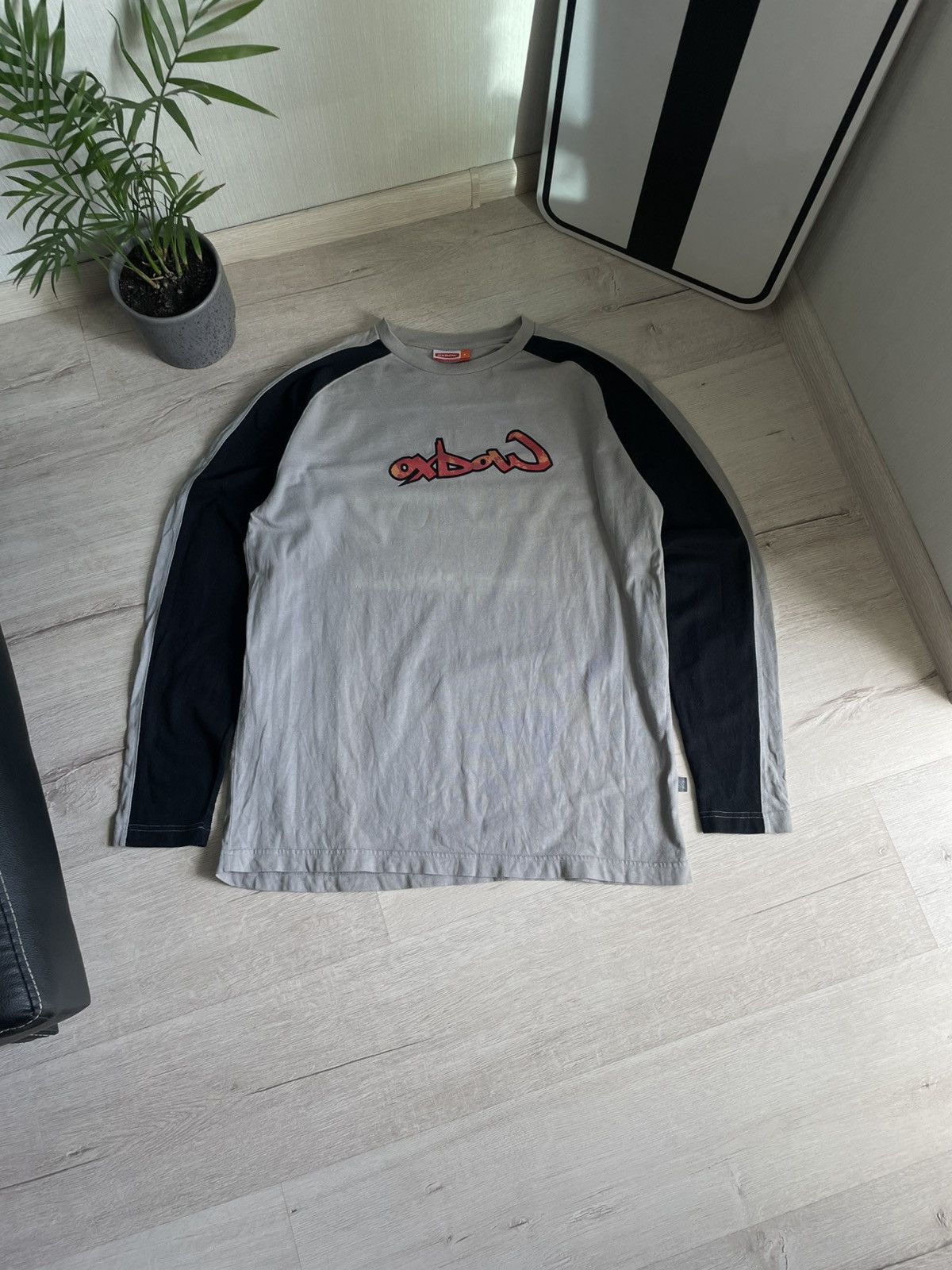 Oxbow Vintage Oxbow Big Logo Y2k Faded Longsleeve Rap Size US L / EU 52-54 / 3 - 1 Thumbnail