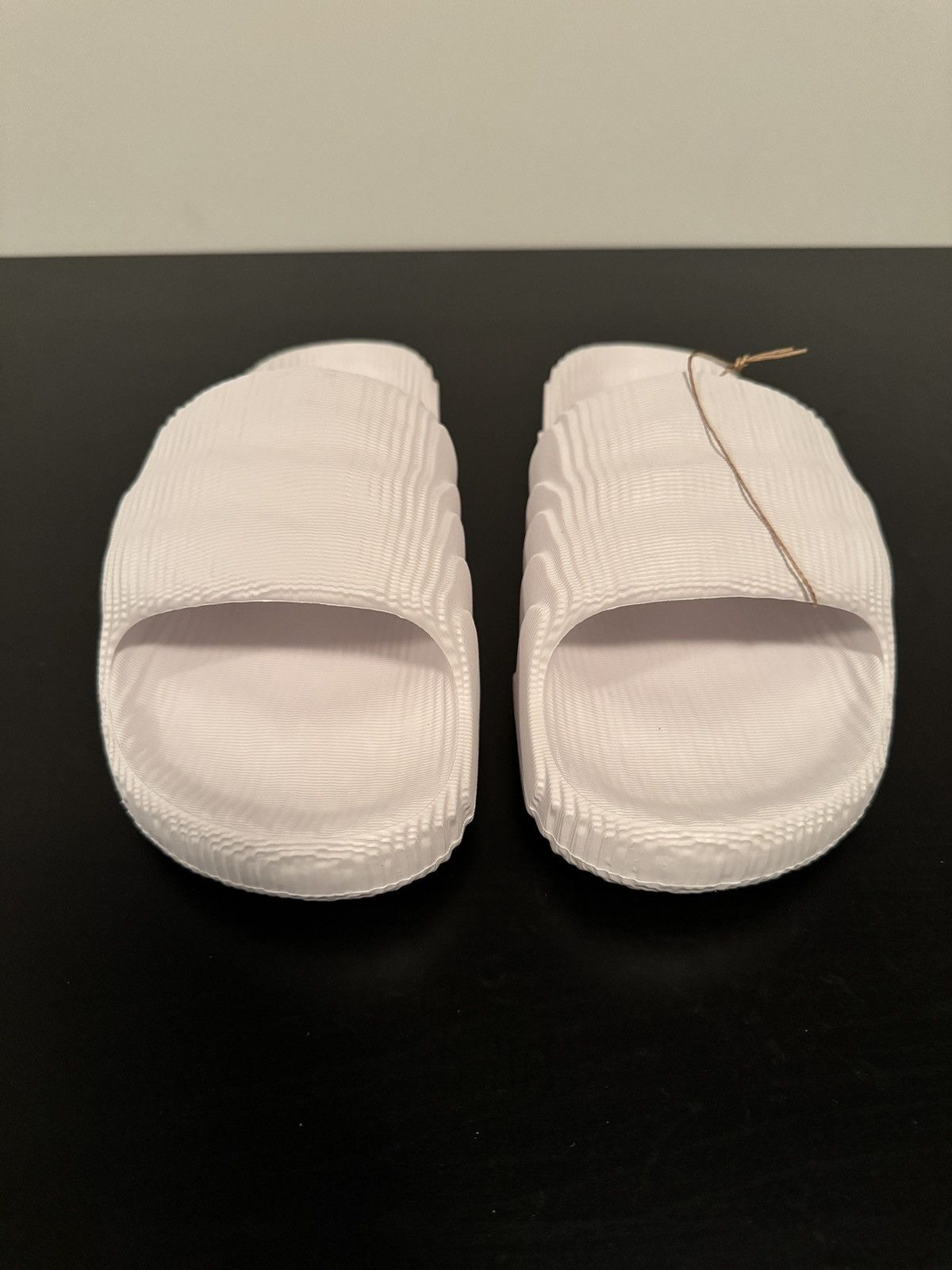 Adidas ADIDAS ADILETTE 22 SLIDES CRYSTAL WHITE Size US 10 / EU 43 - 3 Thumbnail