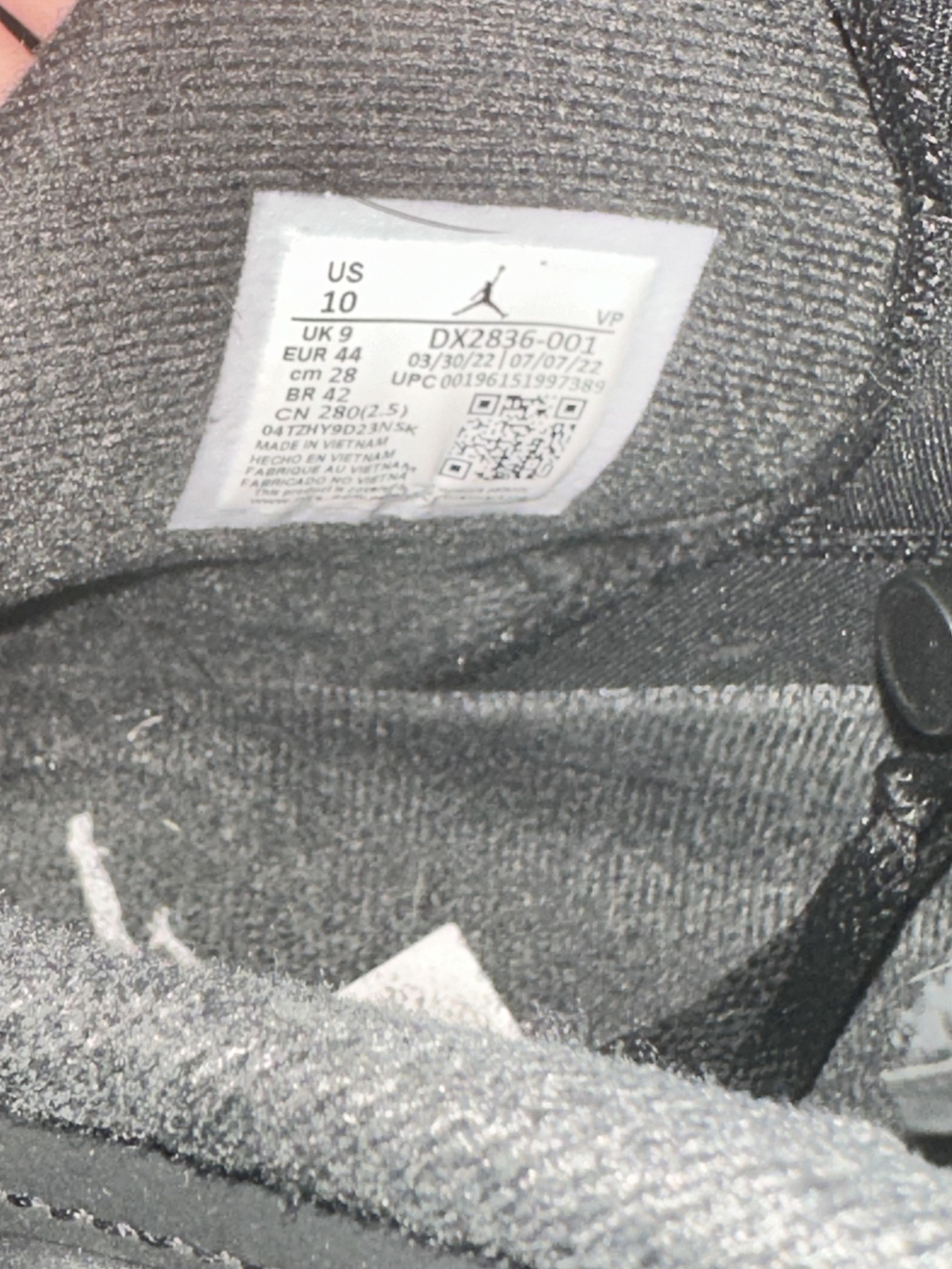 Nike Air Jordan 6 - Retro Chrome Size US 10 / EU 43 - 4 Thumbnail
