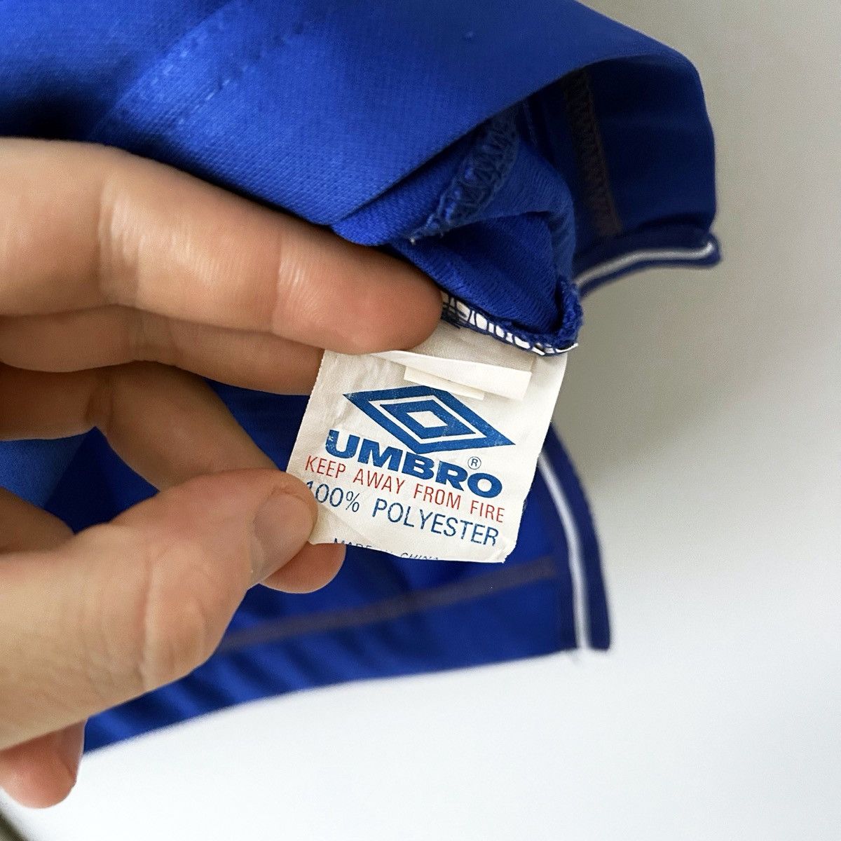 Umbro Everton jersey 1999 2000 umbro home Size US XL / EU 56 / 4 - 9 Thumbnail