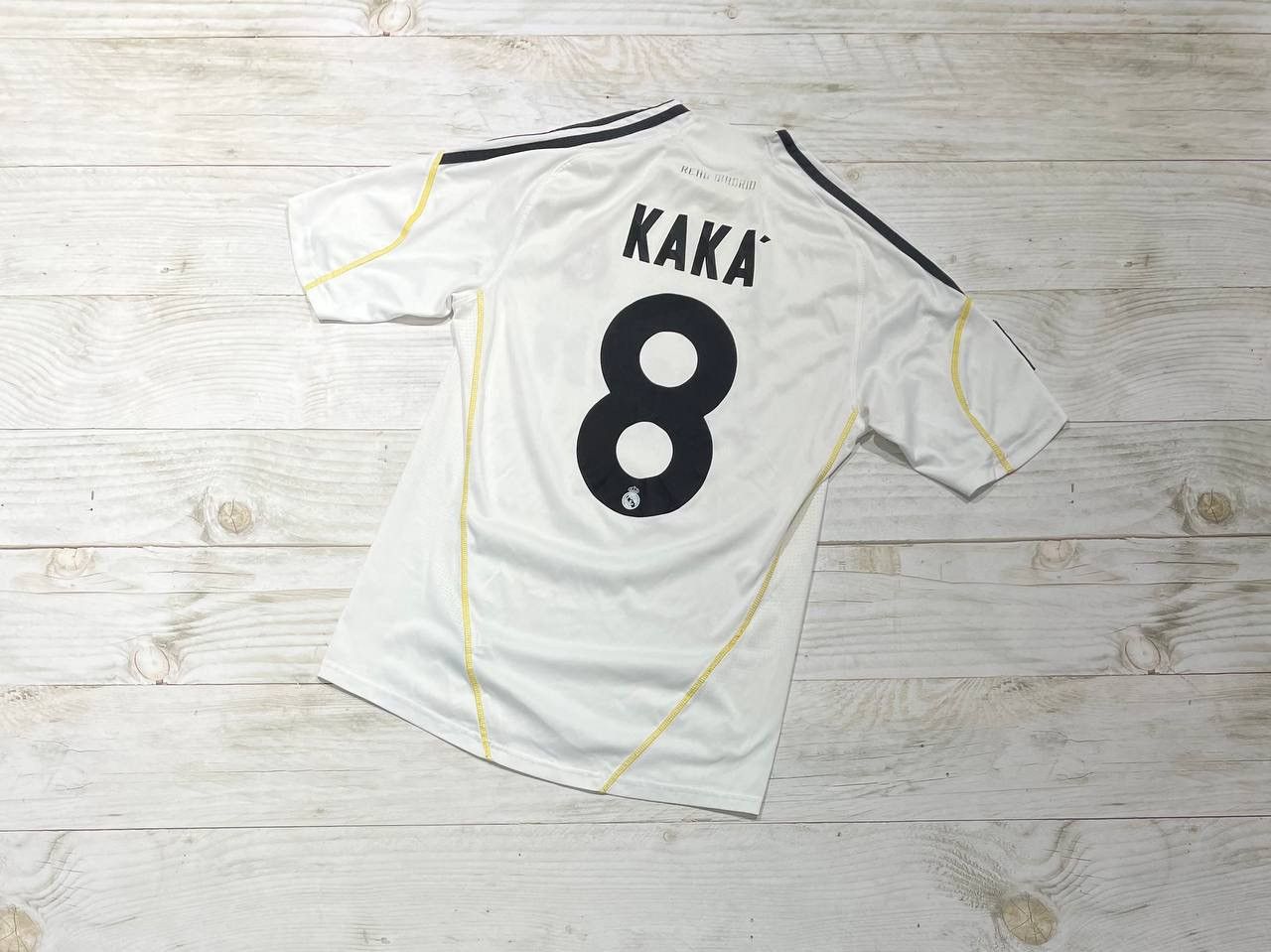 image of Adidas Real Madrid 2009 2010 Kaka 8 Home Shirt Jersey in White, Men's (Size Small)