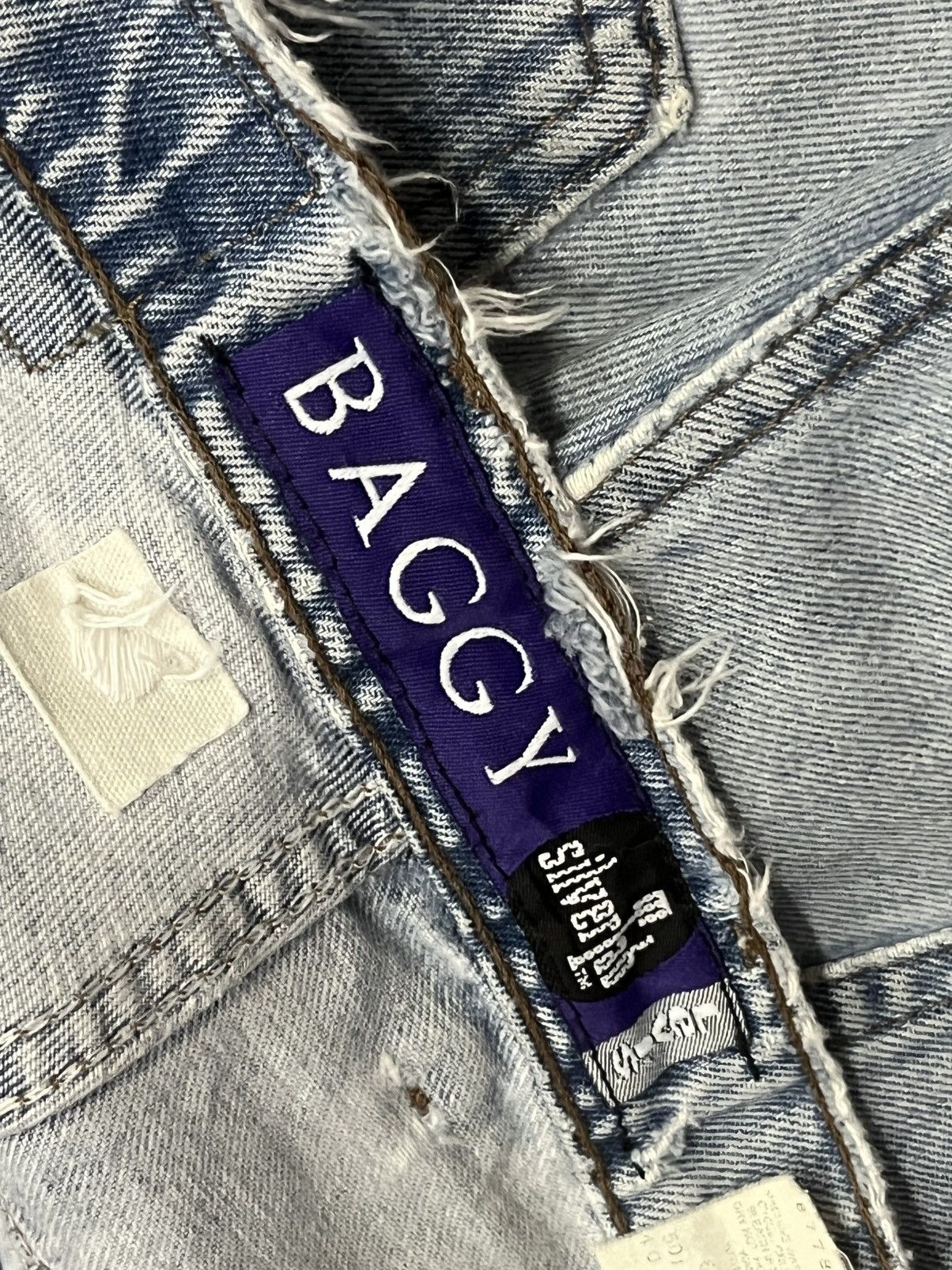 Levi's ⚡️Baggy⚡️Vintage Levi’s Silvertab Light Blue Washed Jeans Size US 33 - 16 Thumbnail