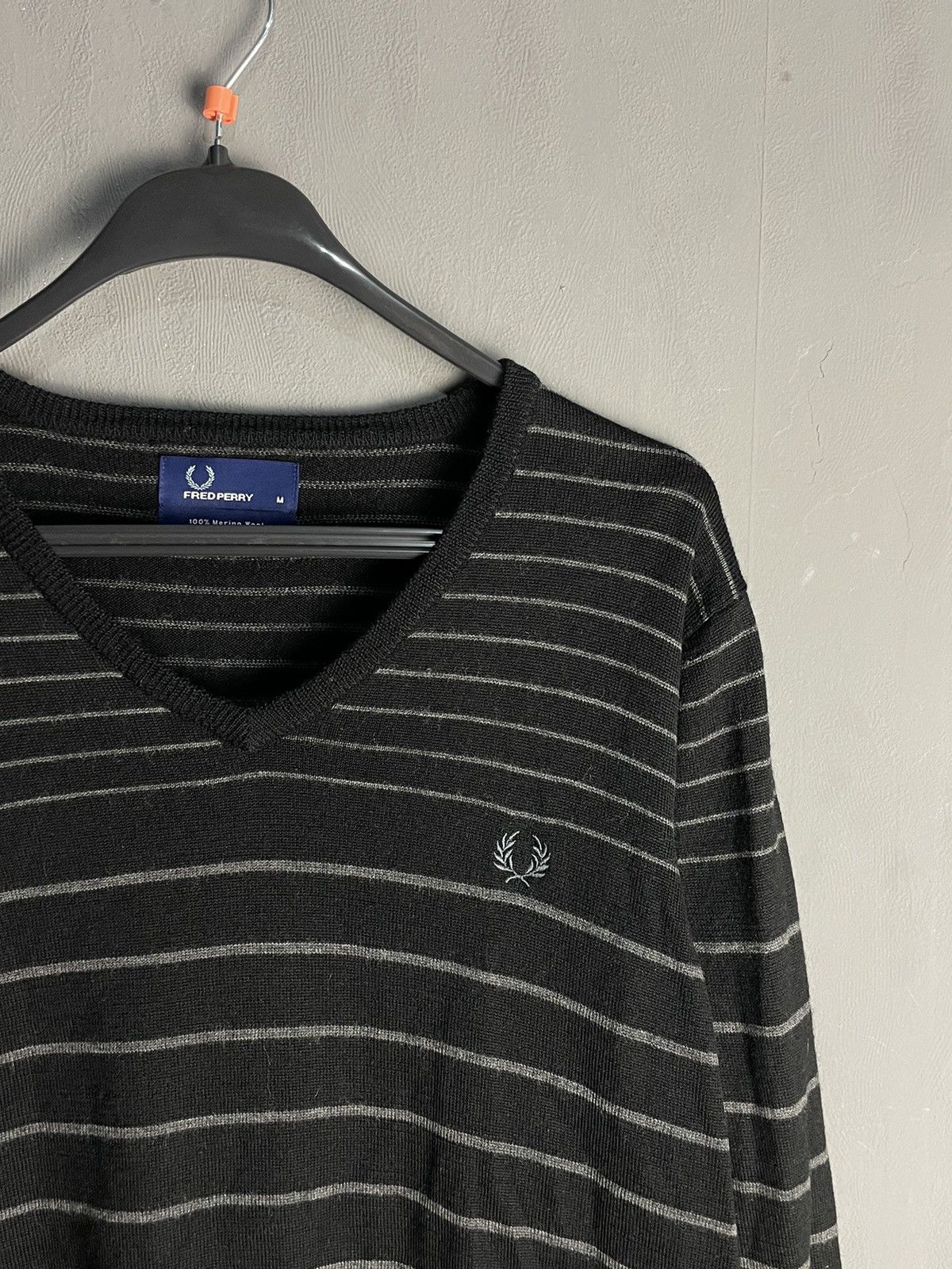Fred Perry Vintage Fred Perry Wool Striped Sweater V-Neck Size US M / EU 48-50 / 2 - 2 Thumbnail