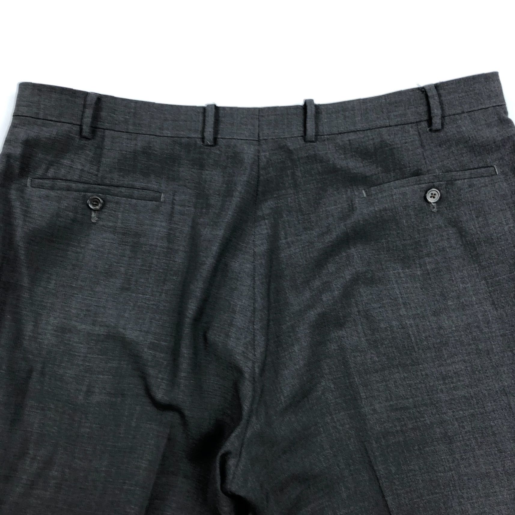 Ralph Lauren VINTAGE? No. Ralph Lauren Dress Pants Mens 40x30 Gray 100% Wool Total Comfort Dress Pants Regular Mens Gray Wool 40 30 City Preppy Ready? Size US 40 / EU 56 - 4 Thumbnail