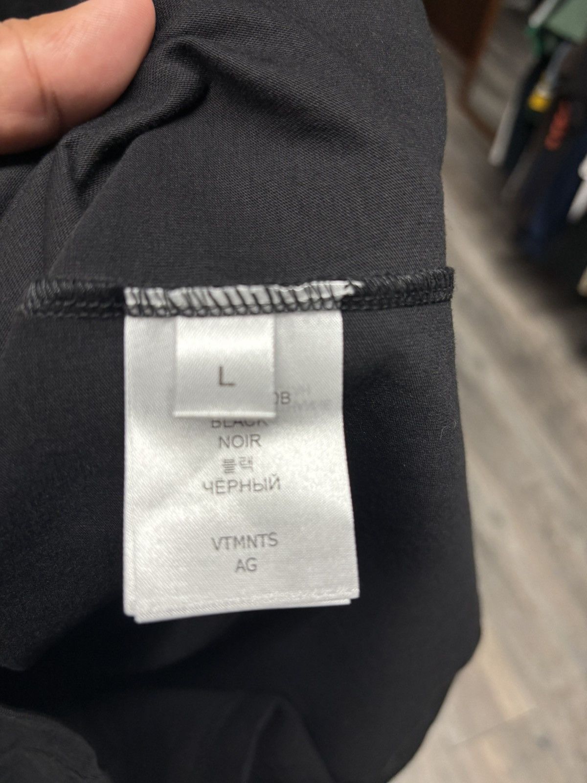 Vetements Authentic vetements black t-shirt Size US L / EU 52-54 / 3 - 4 Thumbnail