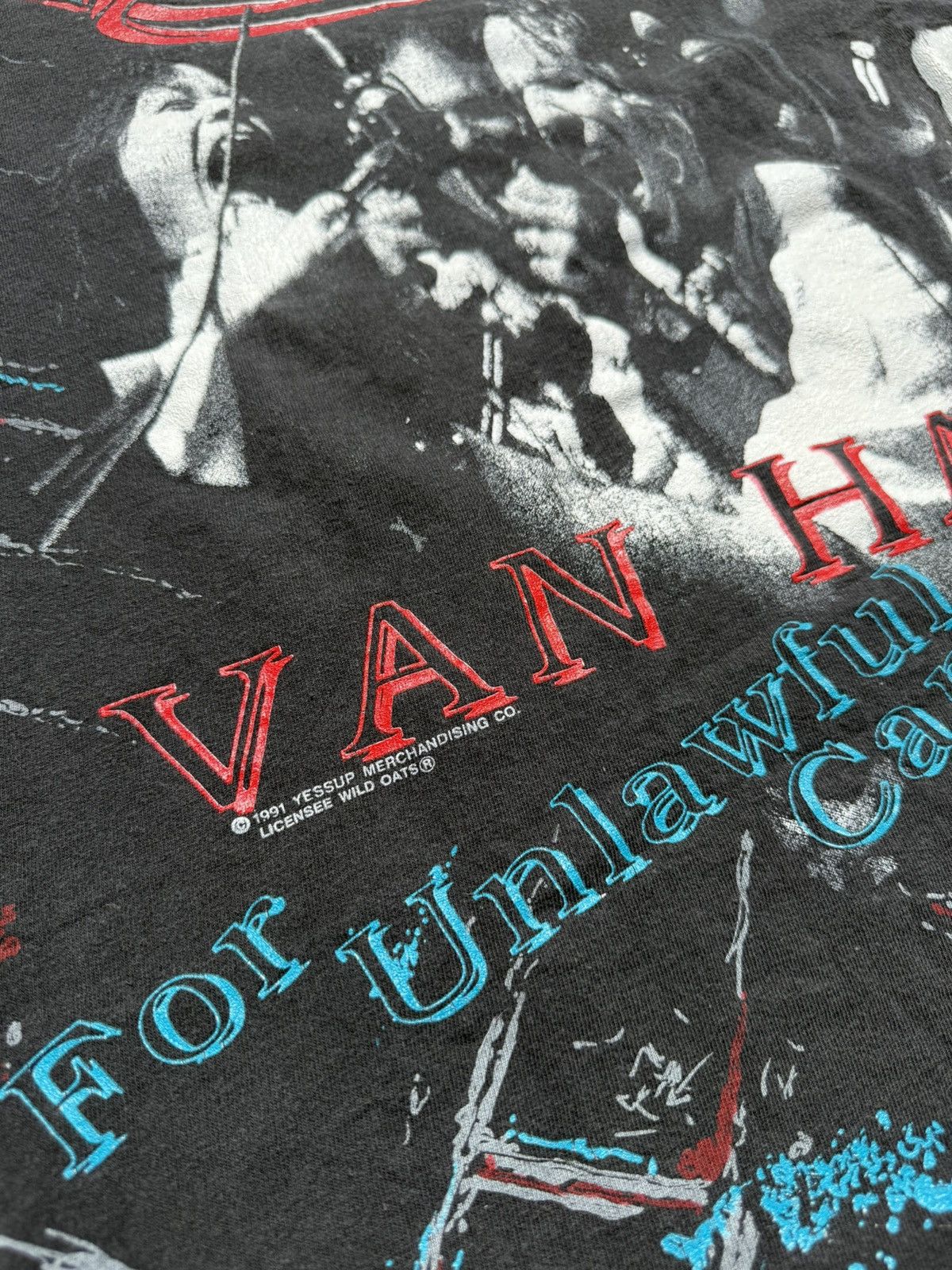 Vintage Vintage 1991 Van Halen Tshirt. Size US XL / EU 56 / 4 - 5 Thumbnail