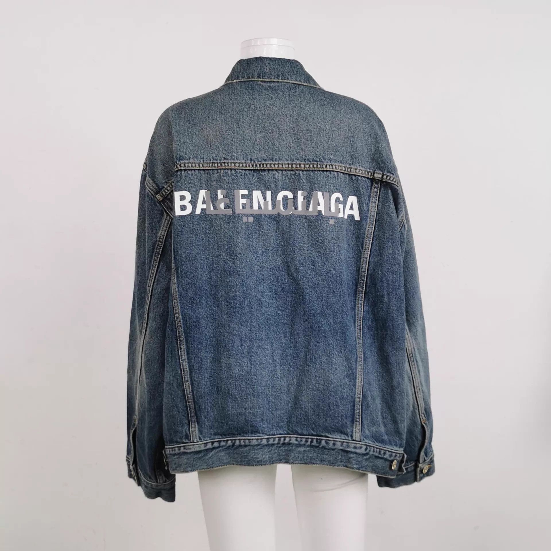 Balenciaga Balenciaga Denim Jacket Size XS / US 0-2 / IT 36-38 - 2 Thumbnail